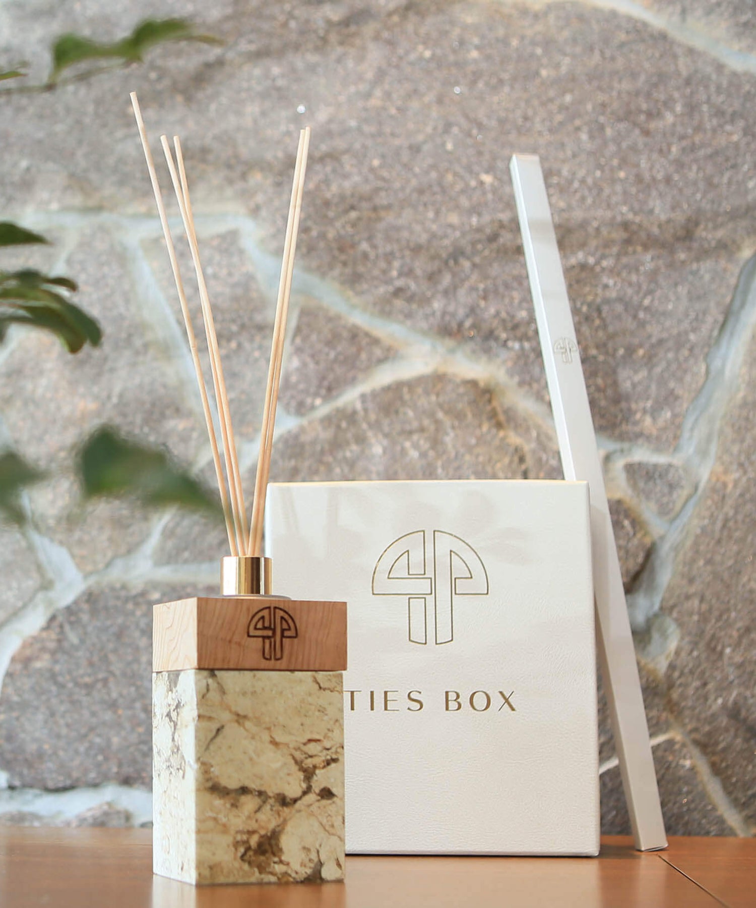 TIES-OHANA 屋久杉アロマディフューザー&リネンウォーターセット