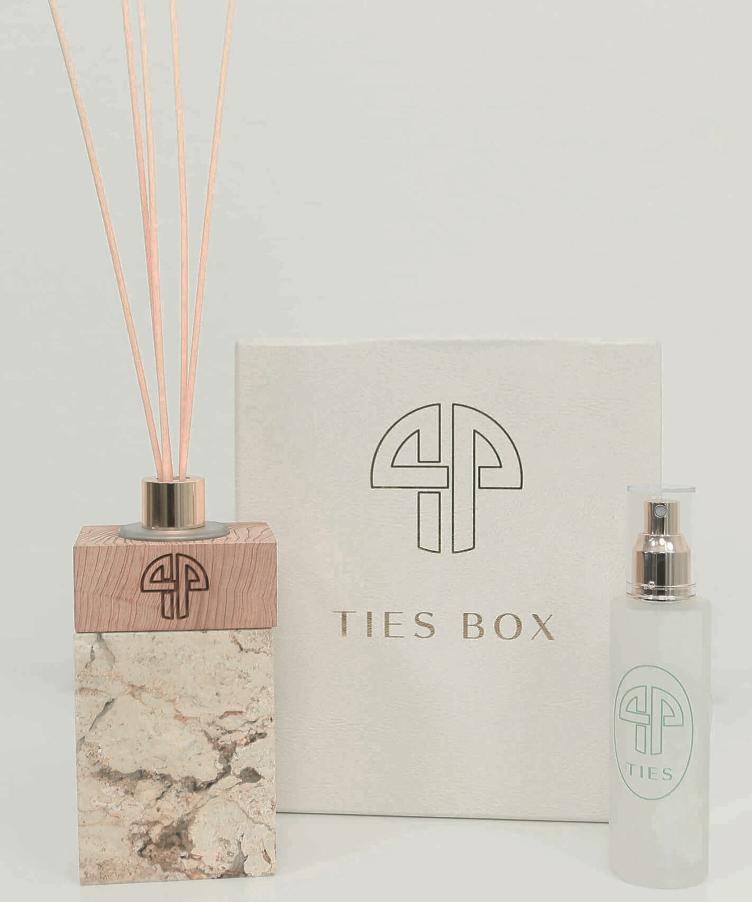 TIES-OHANA 屋久杉アロマディフューザー&リネンウォーターセット