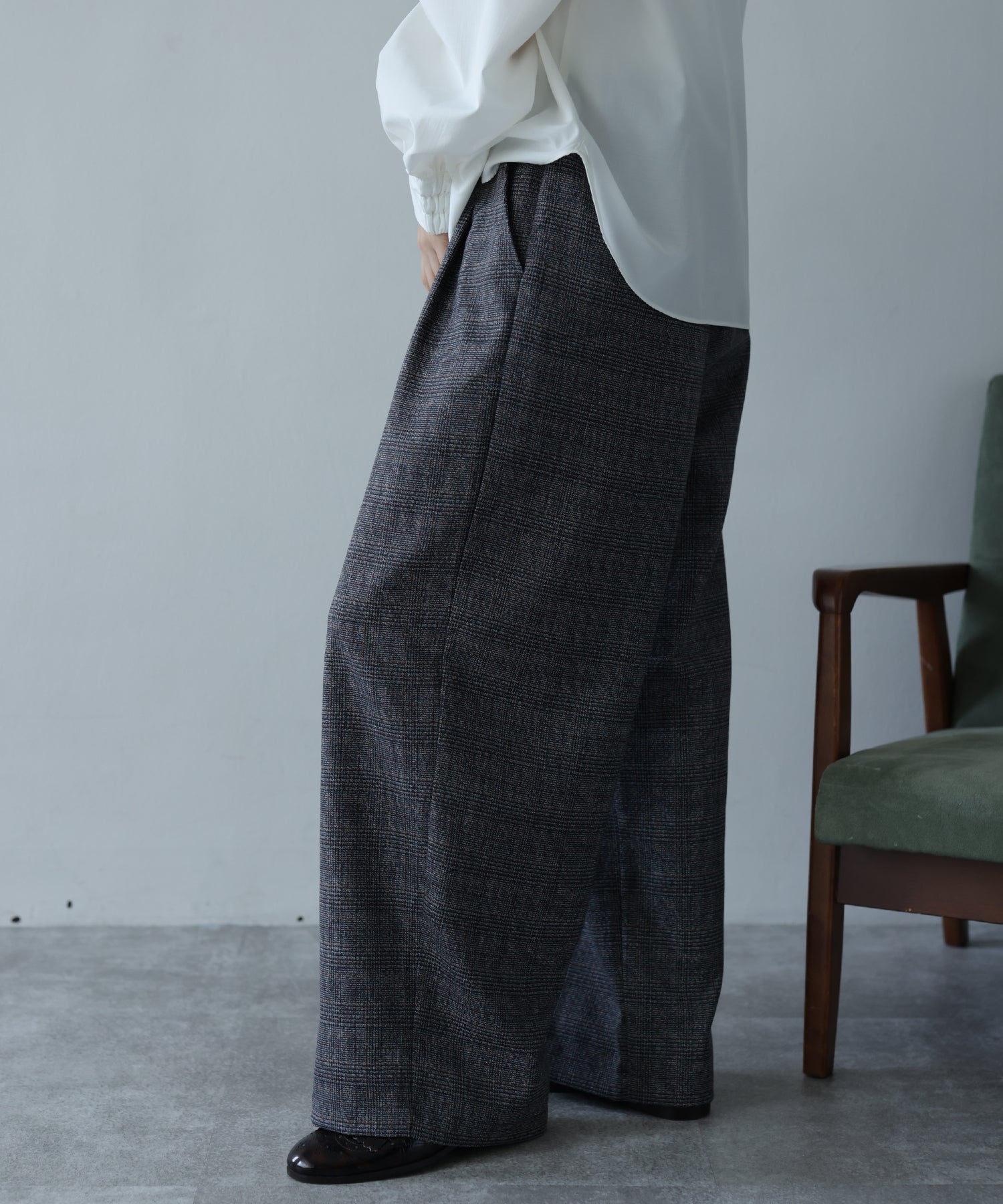チャコール model:H160