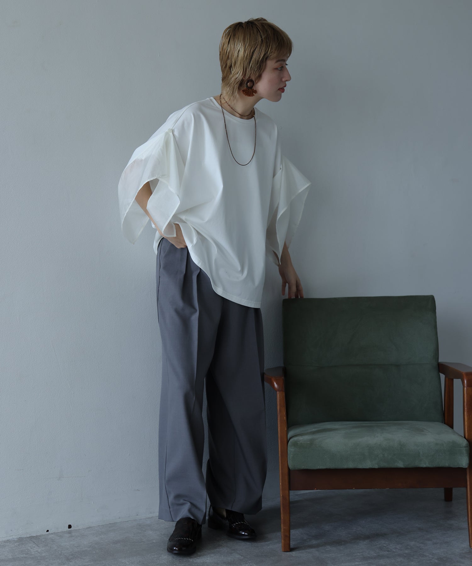 オフホワイト model:H160