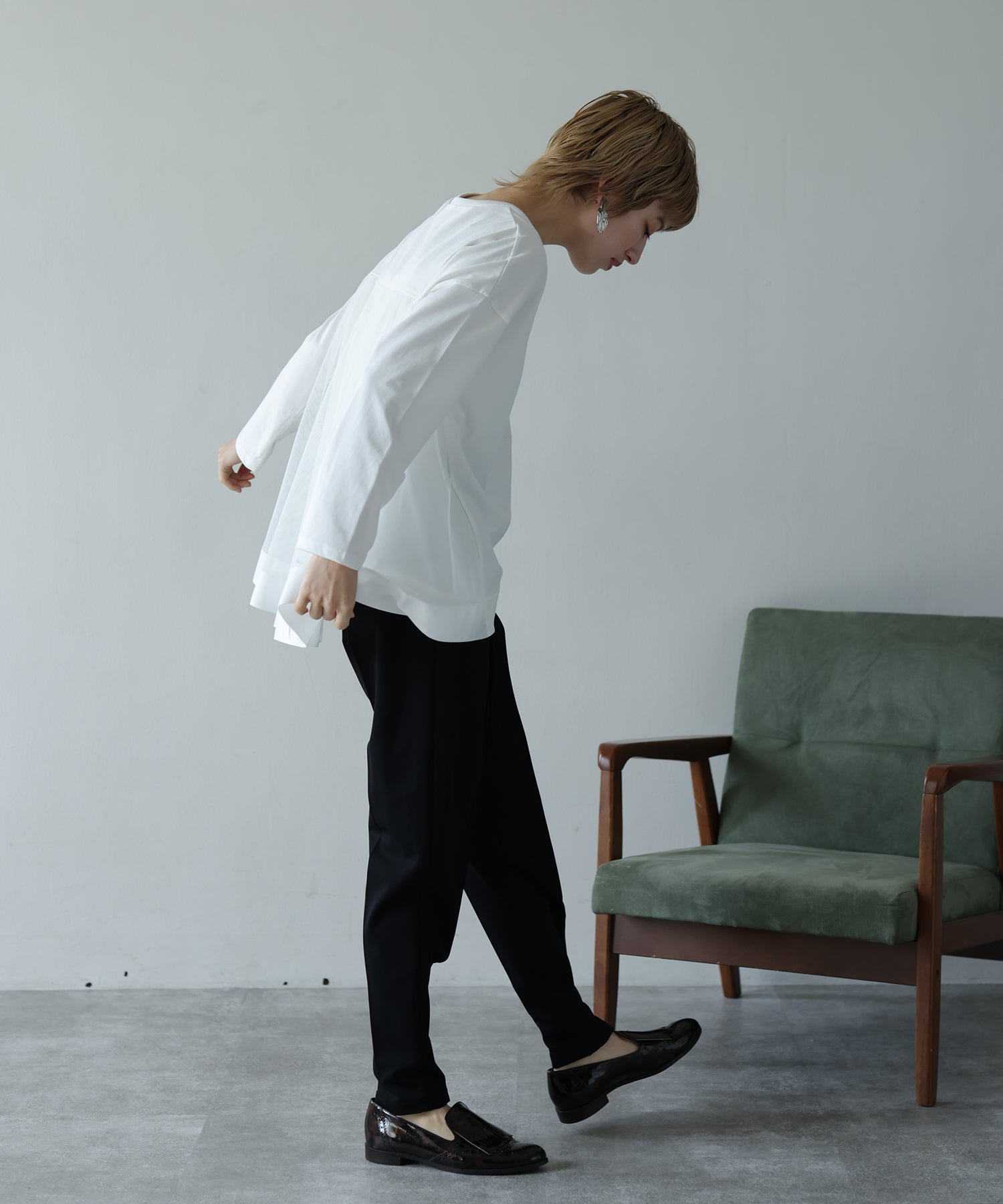 オフホワイト model:H160