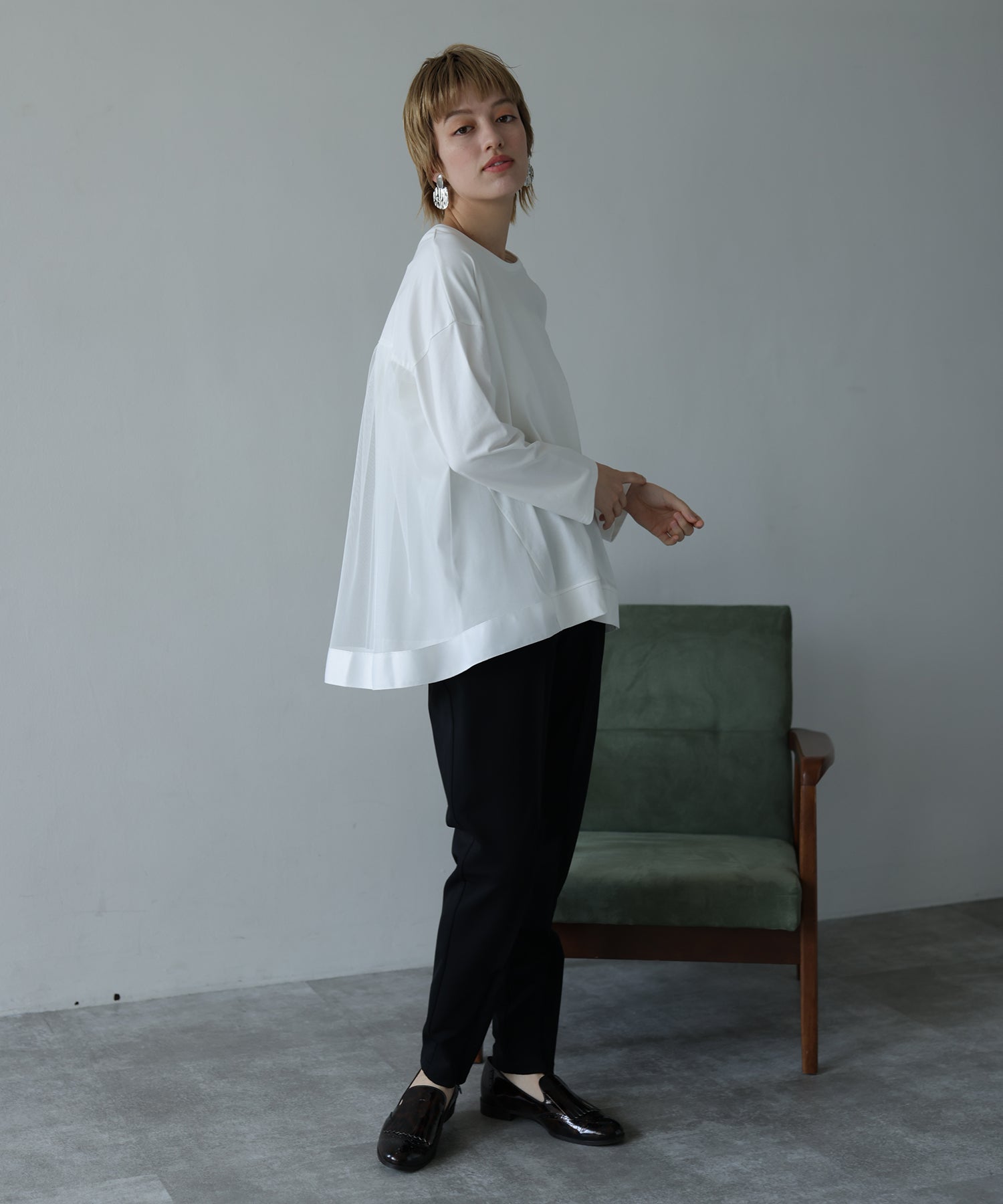 オフホワイト model:H160