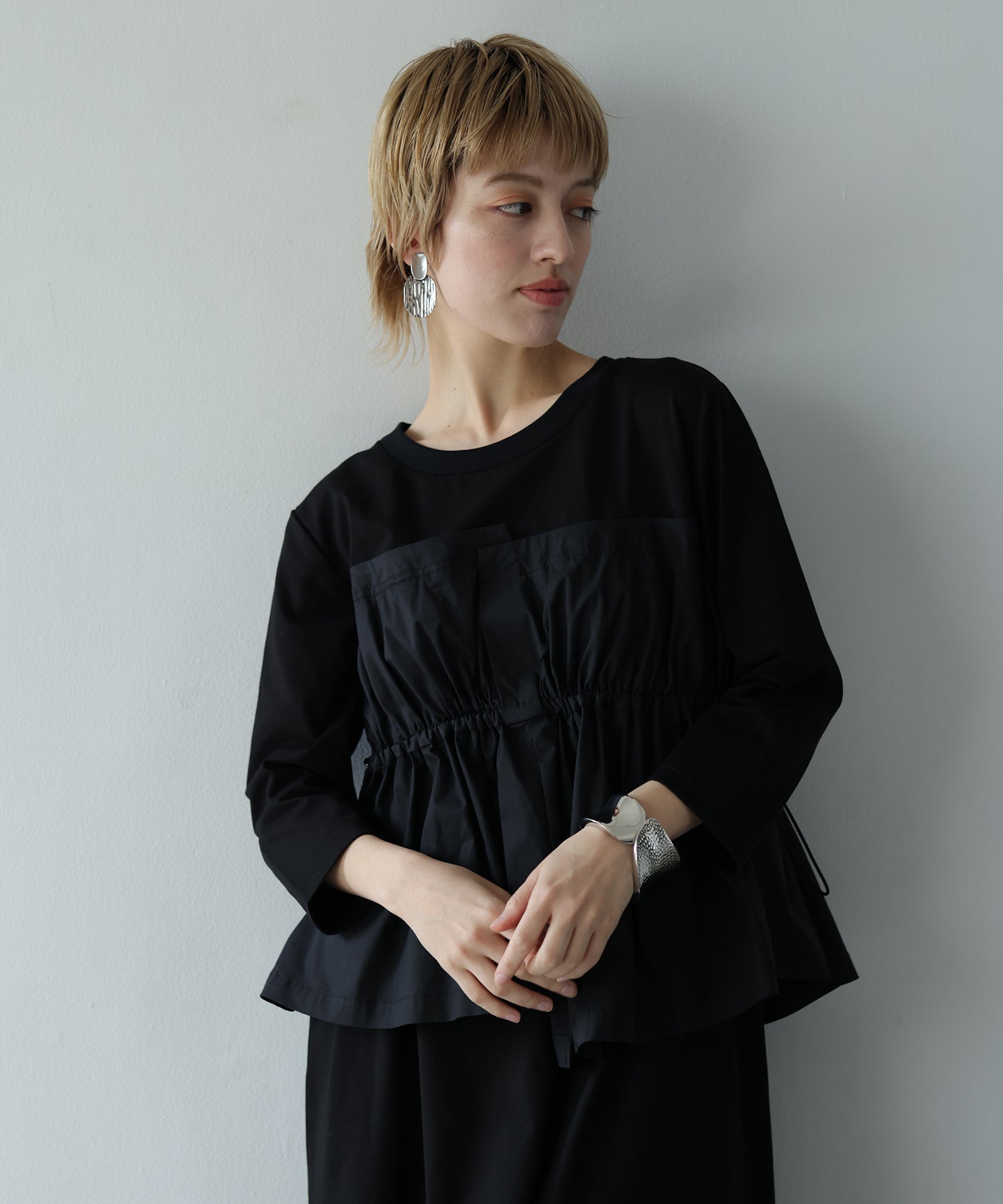 ブラック model:H160