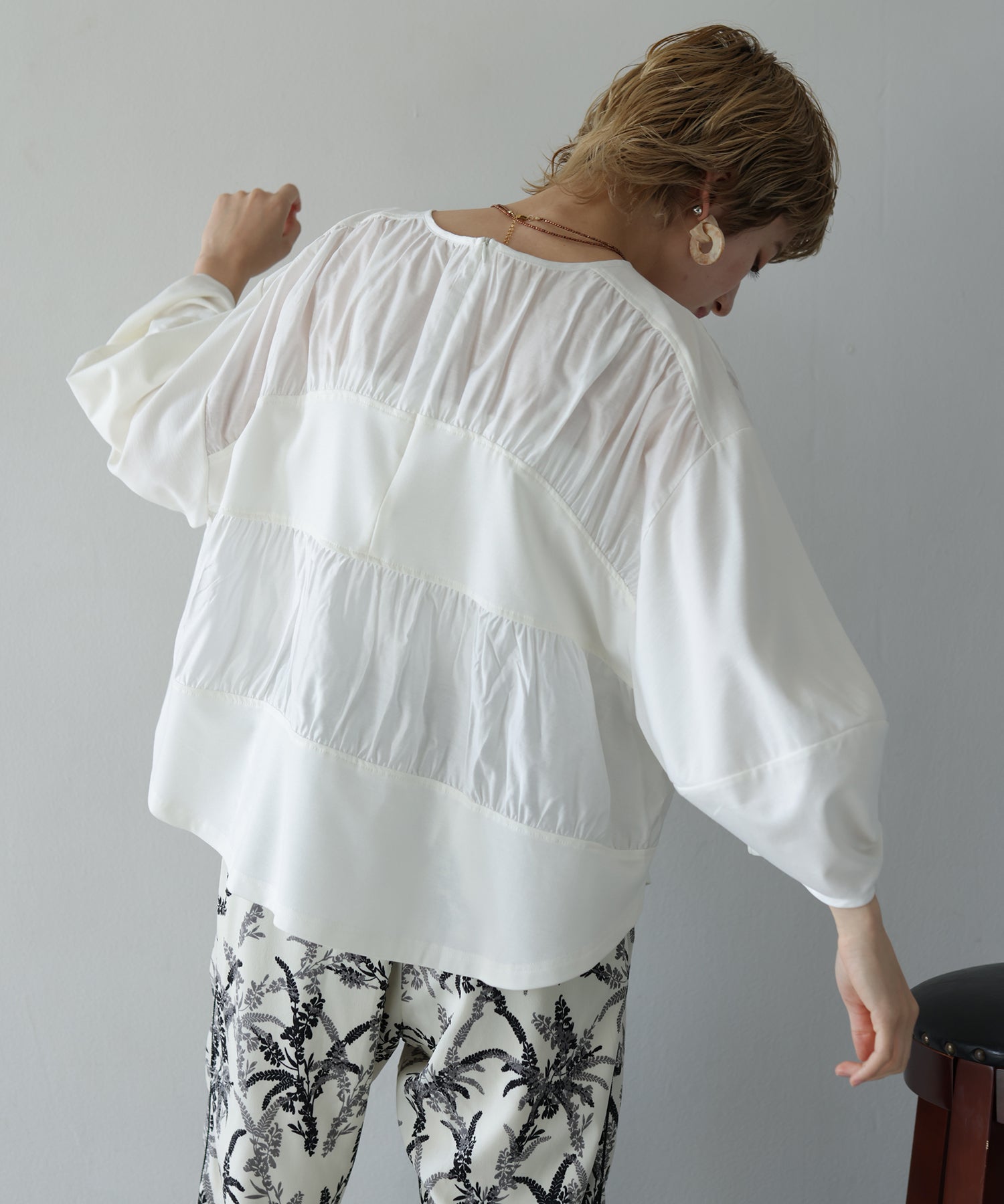 オフホワイト model:H160