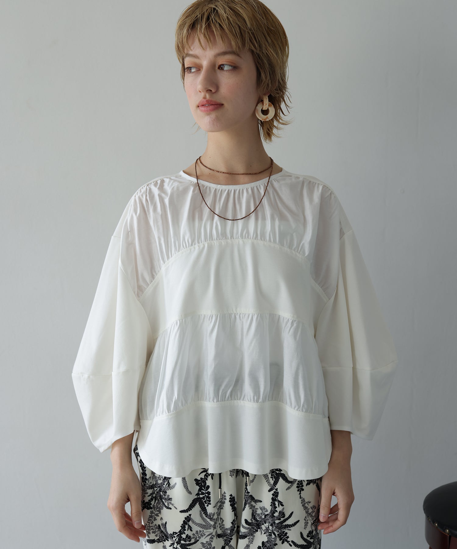 オフホワイト model:H160