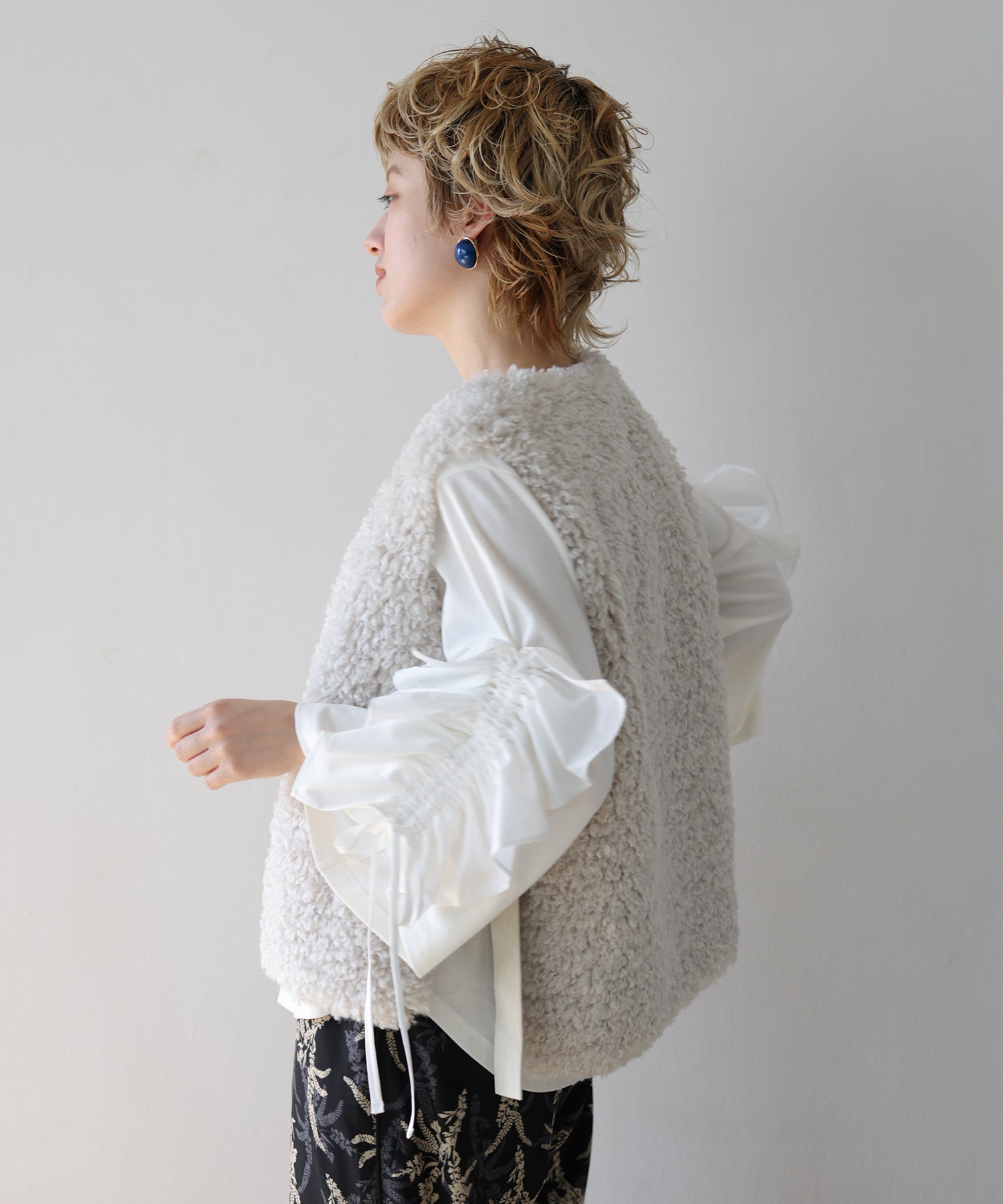 オフホワイト model:H160