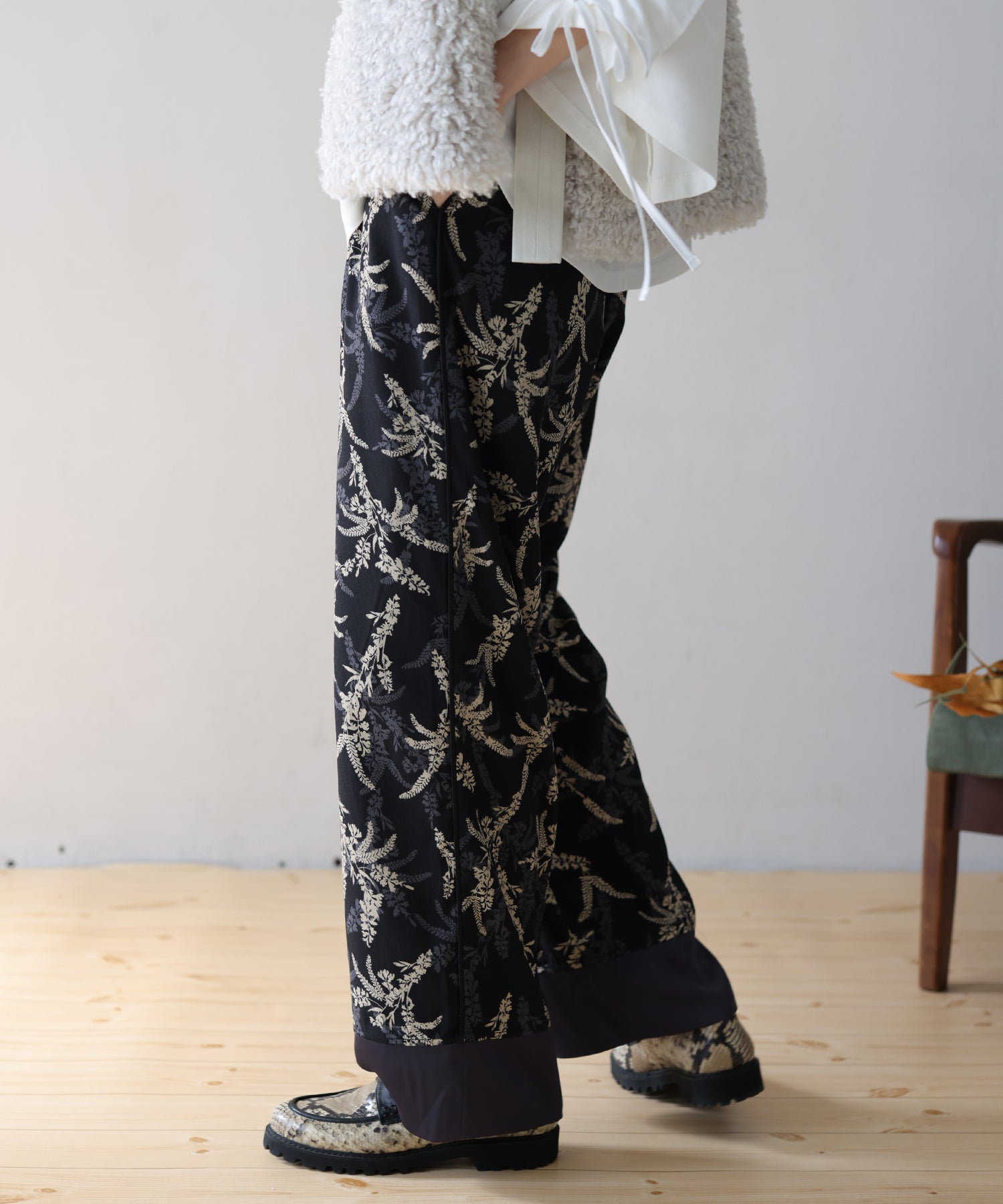 ブラック model:H160