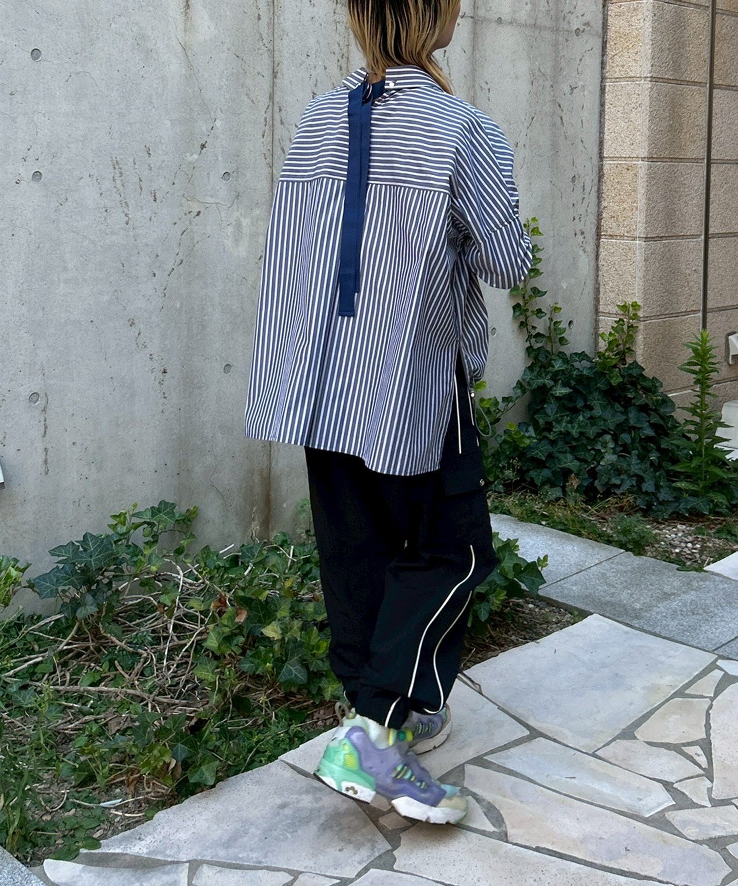 ネイビーストライプ staff:H157