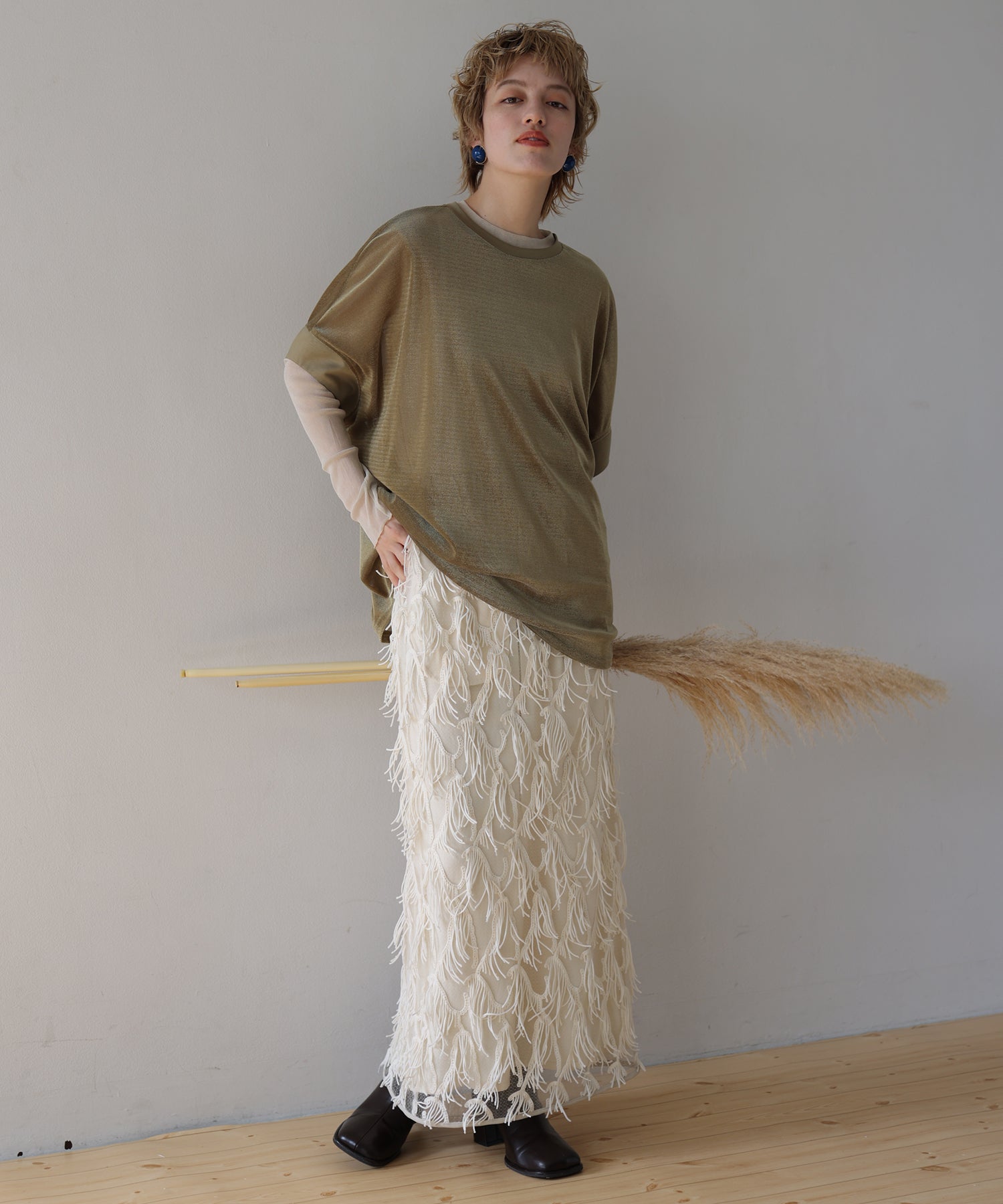 オフホワイト model:H160