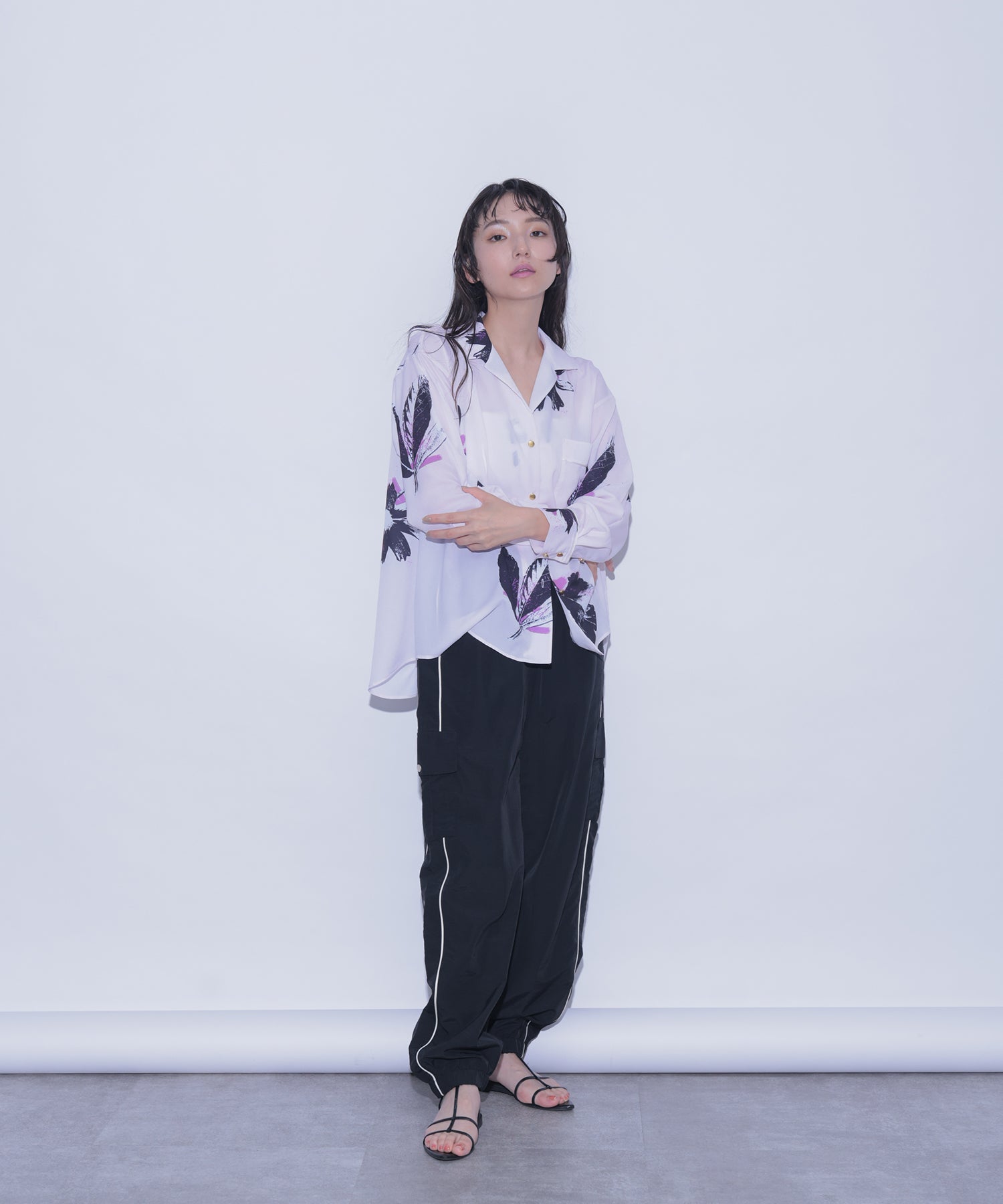 ブラック model:H165
