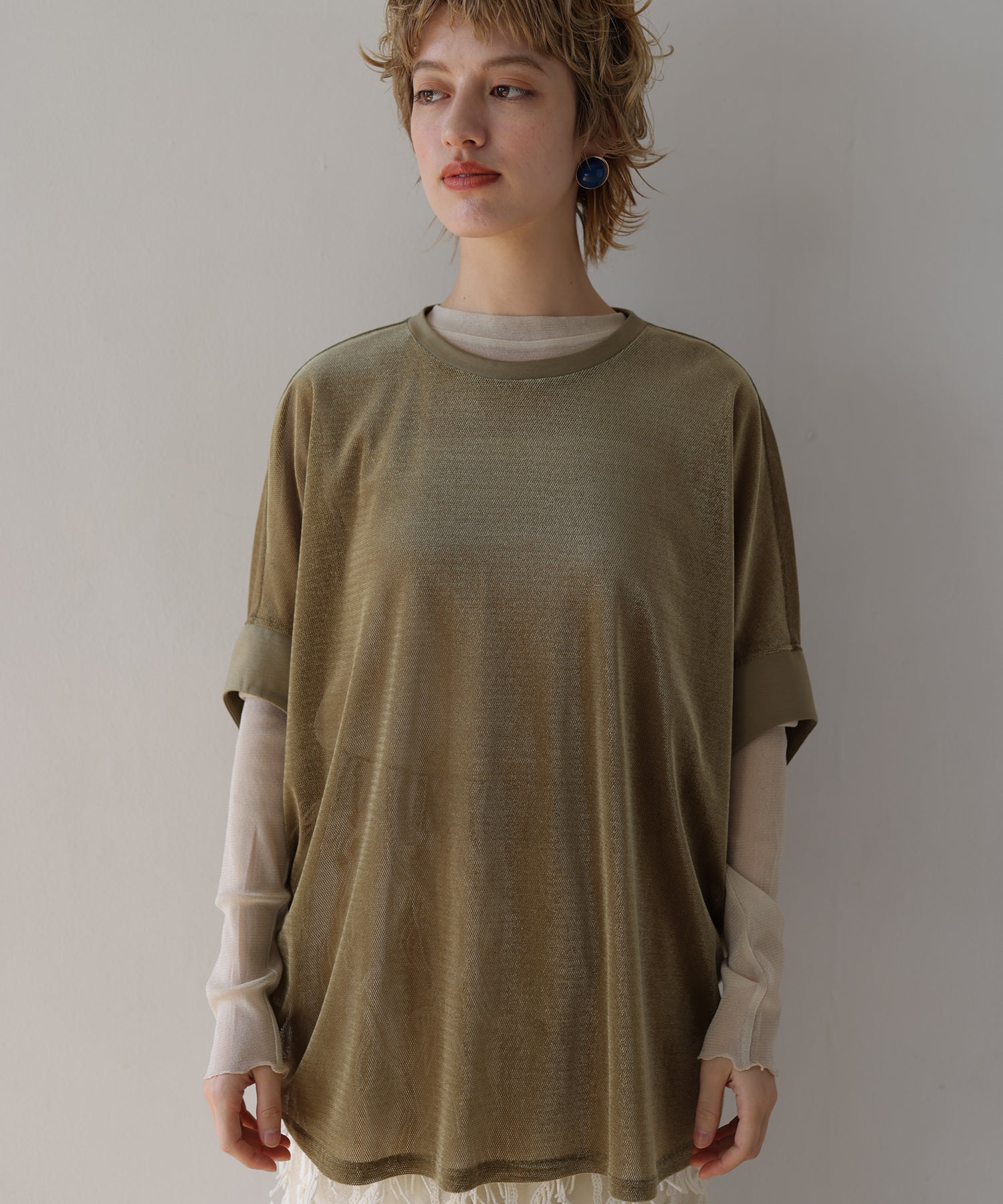 カーキ model:H160