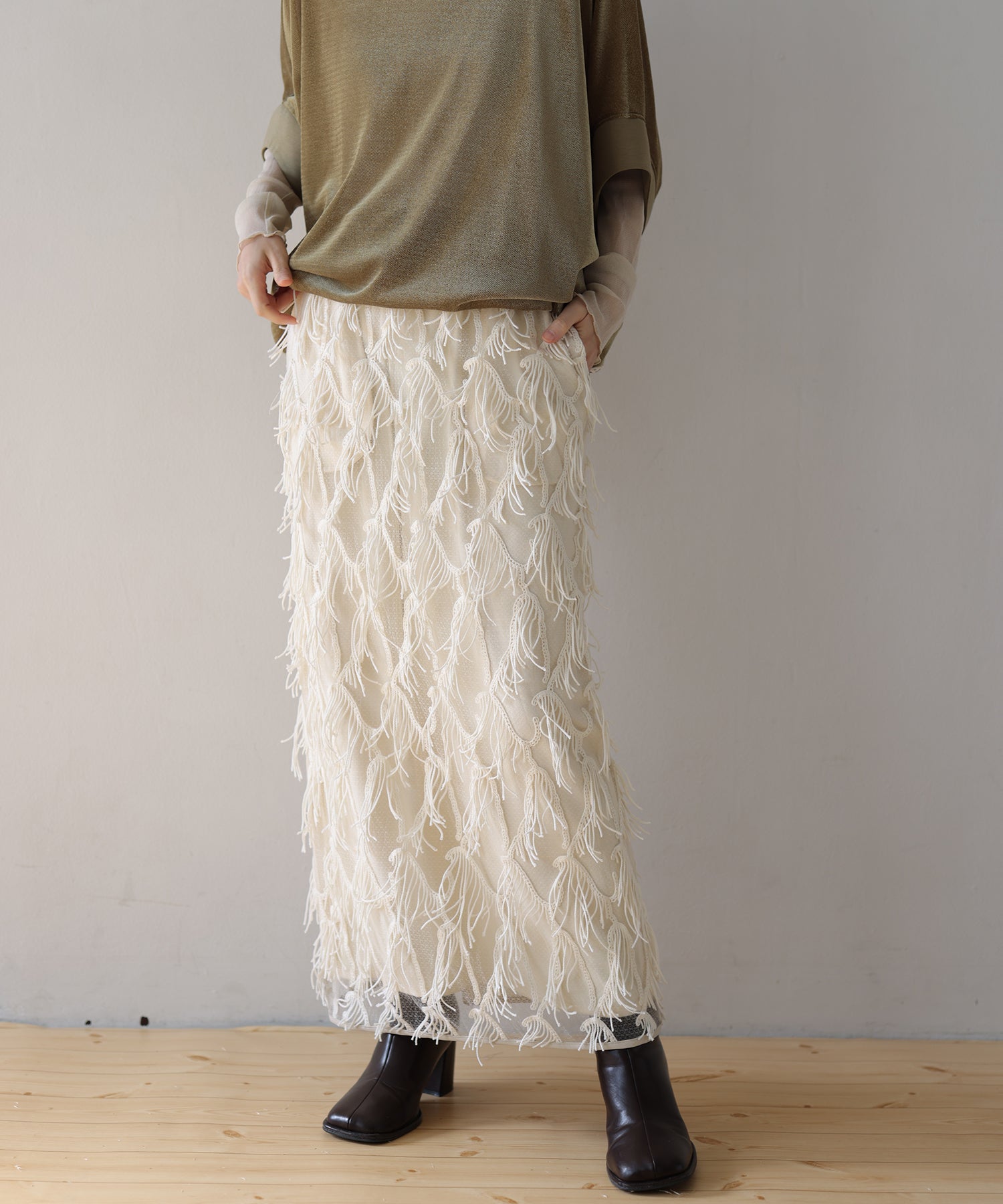 オフホワイト model:H160