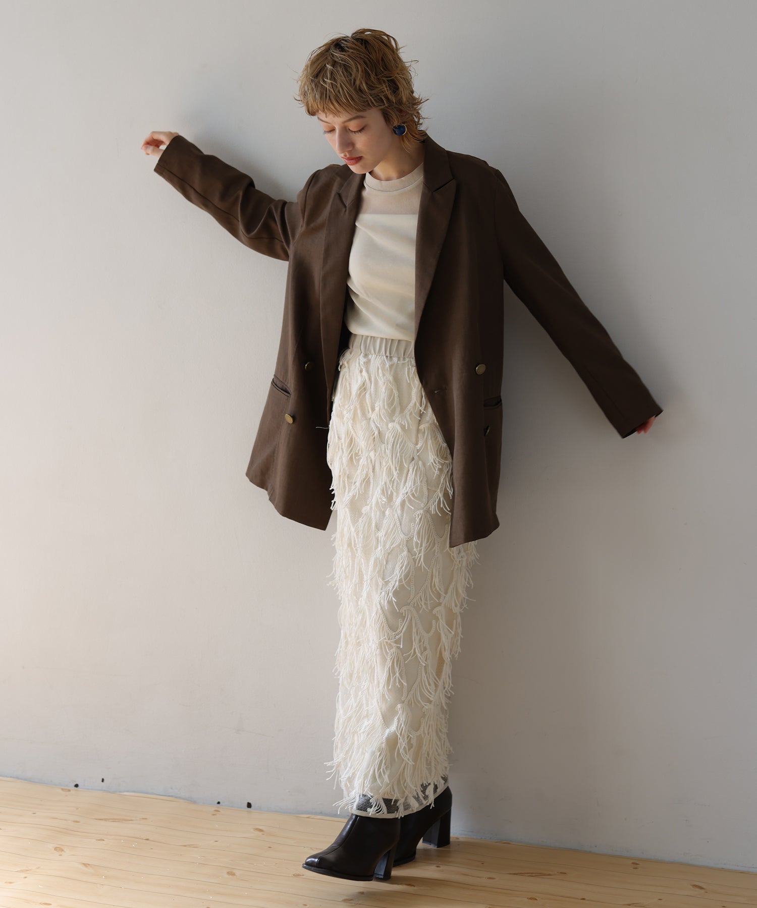 オフホワイト model:H160