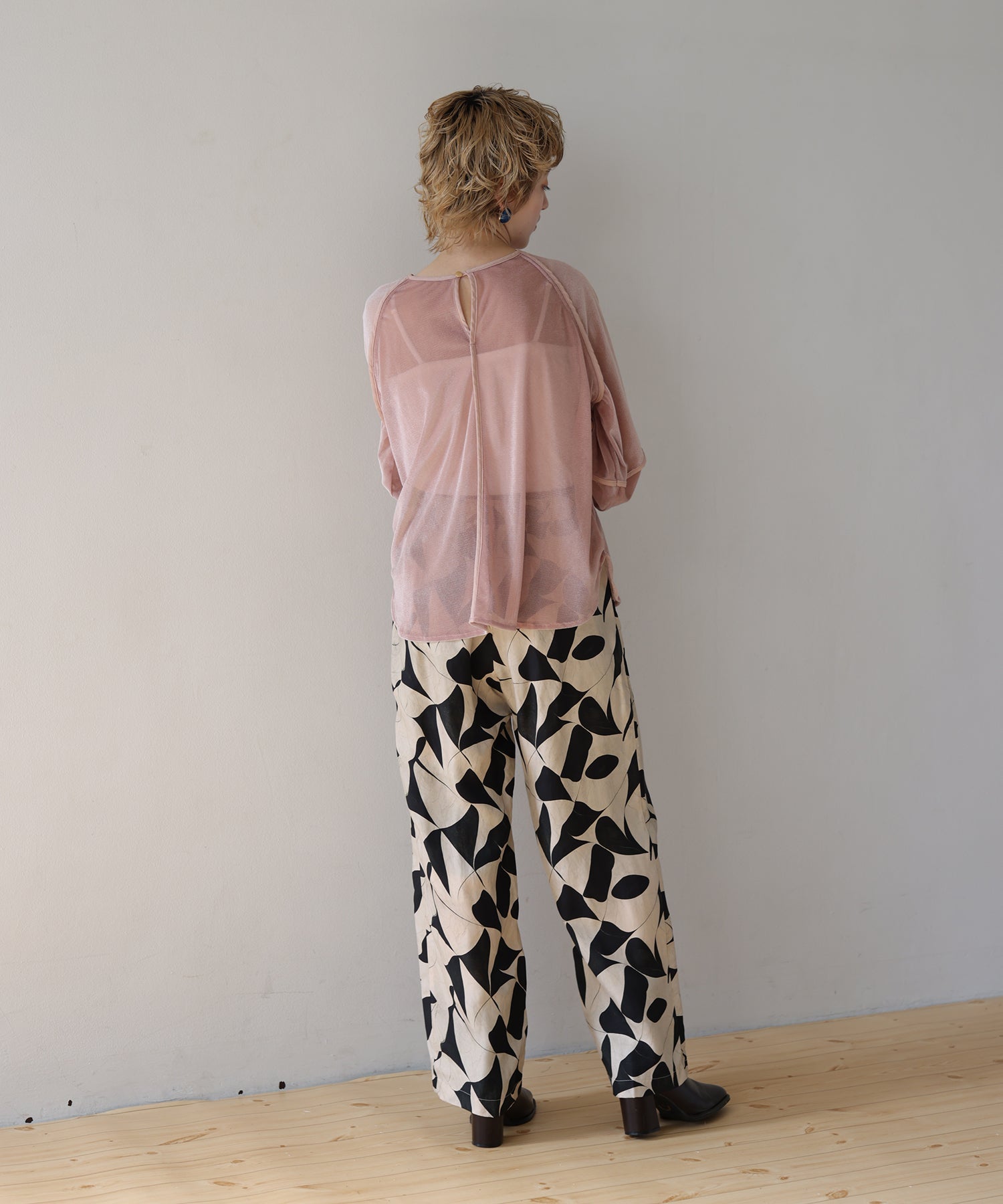 ベージュ×ブラック model:H160