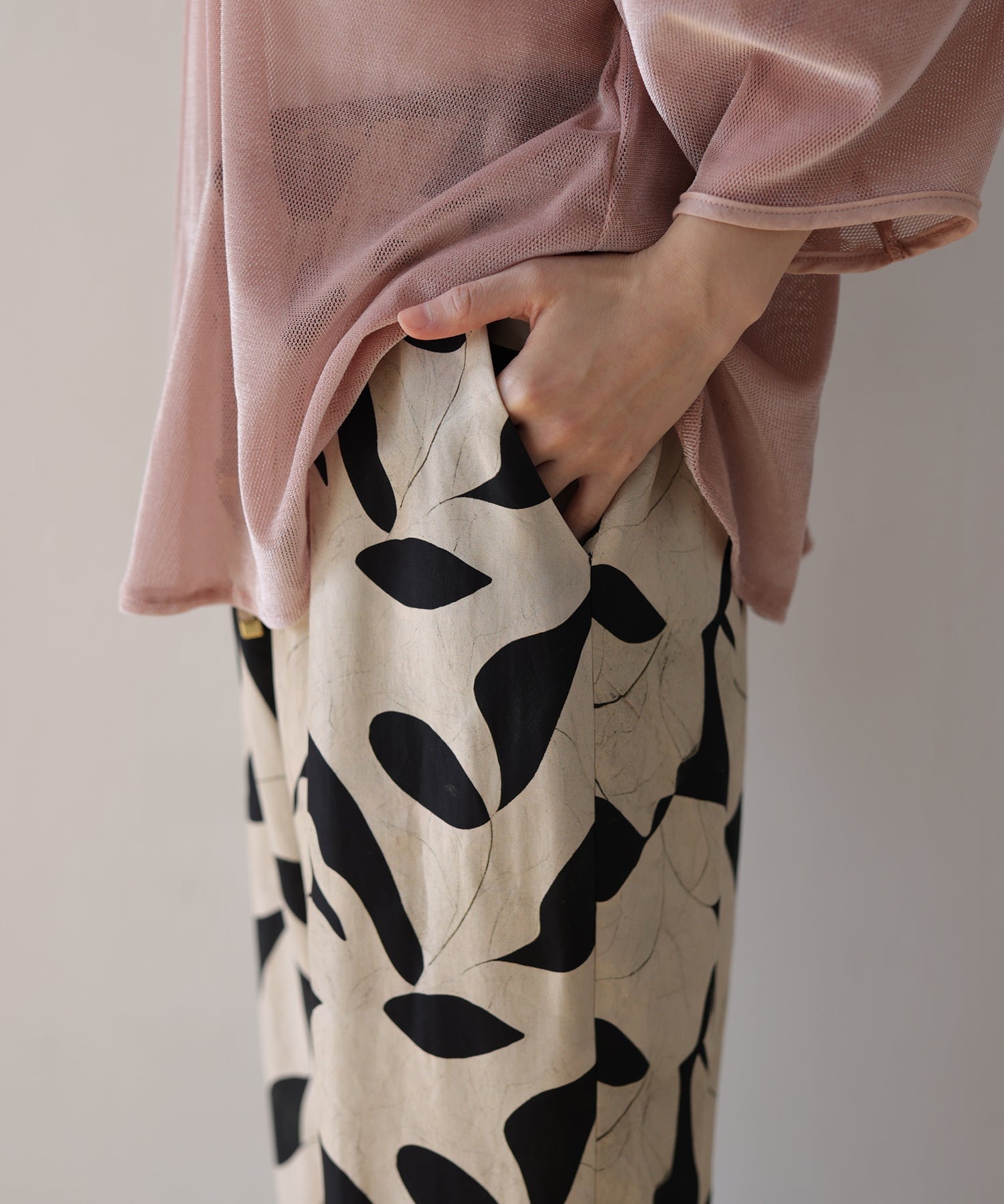 ベージュ×ブラック model:H160