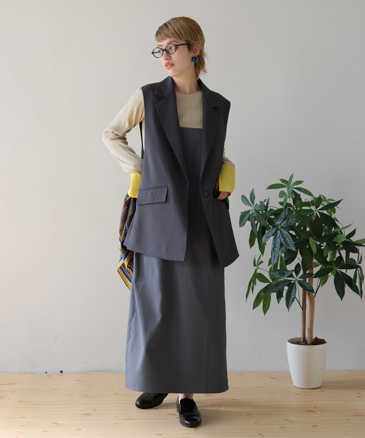 チャコール model:H160