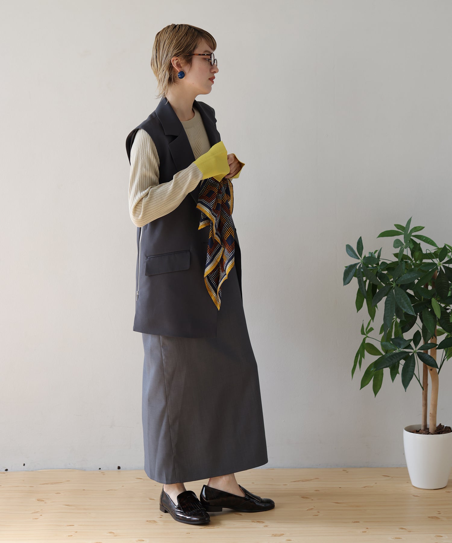 チャコール model:H160