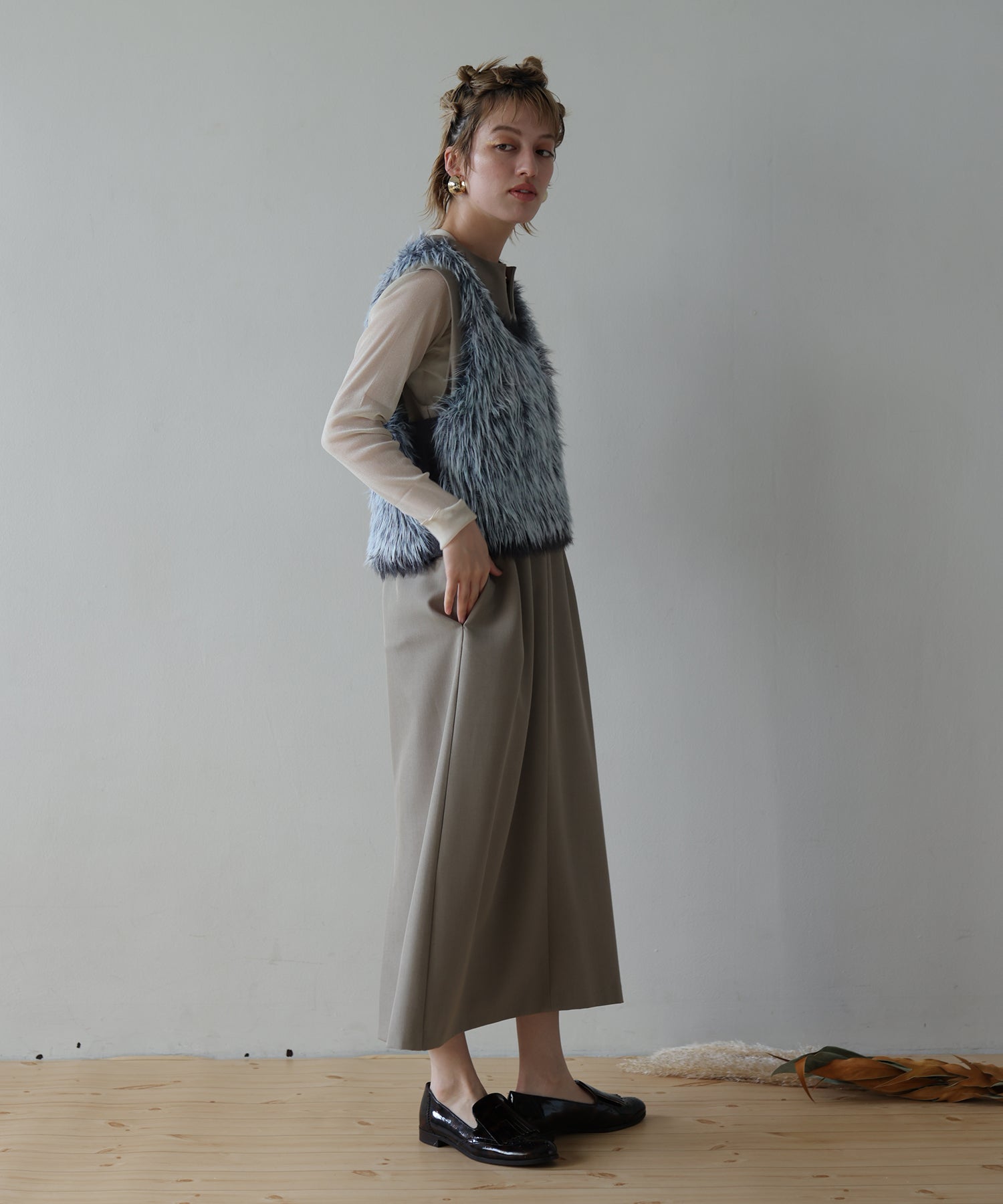 チャコール model:H160