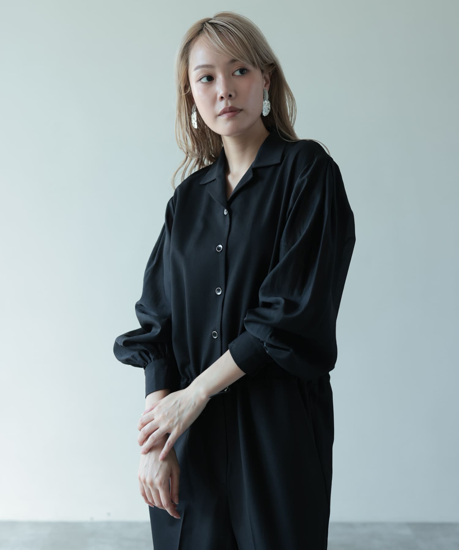 ブラック model:H167