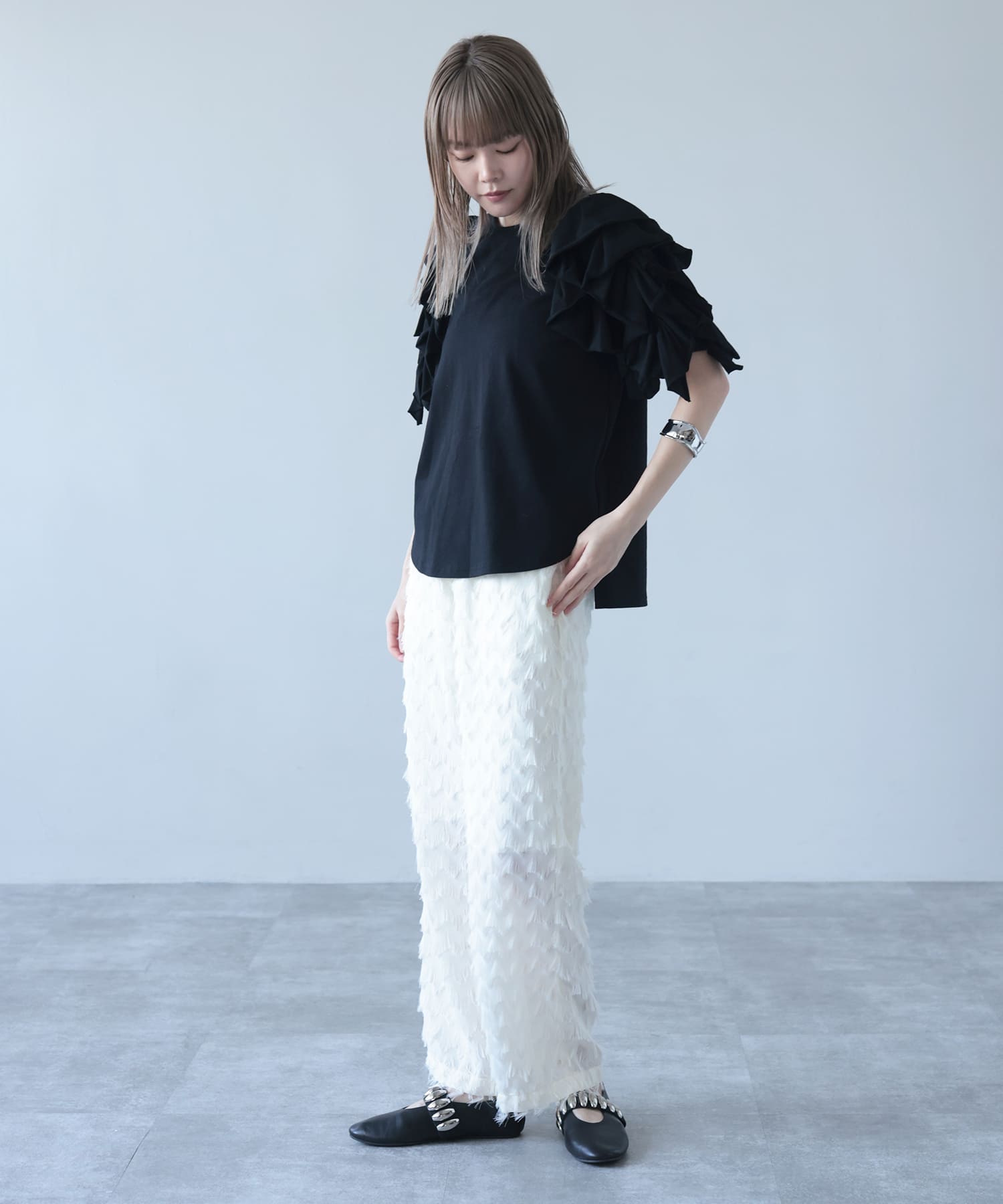 ブラック model:H167