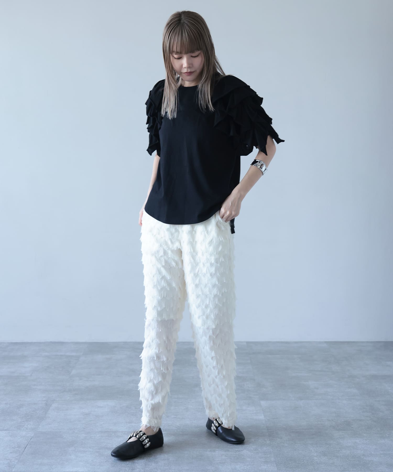 ブラック model:H167