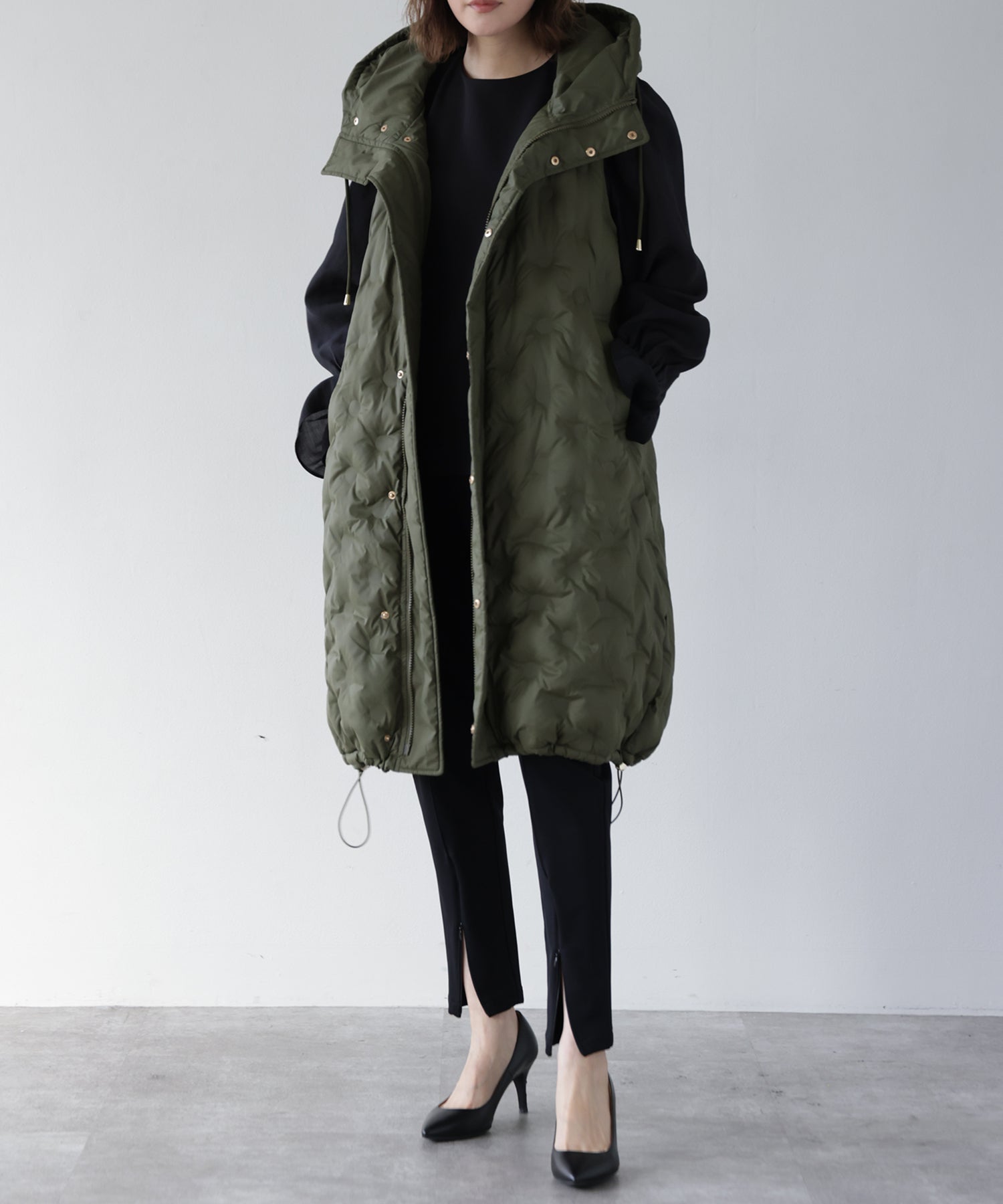 カーキ model:H167