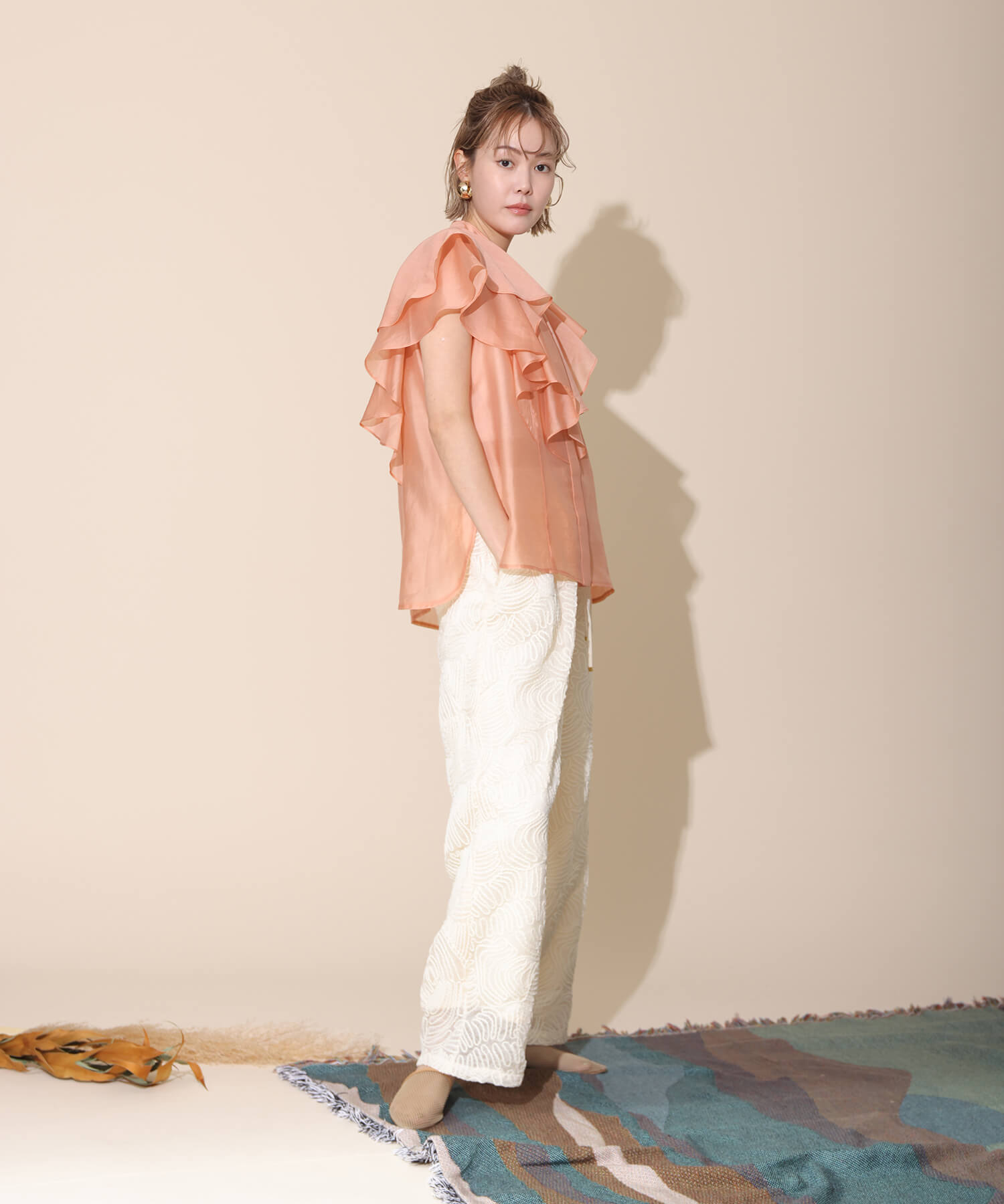 オフホワイト model:H167cm