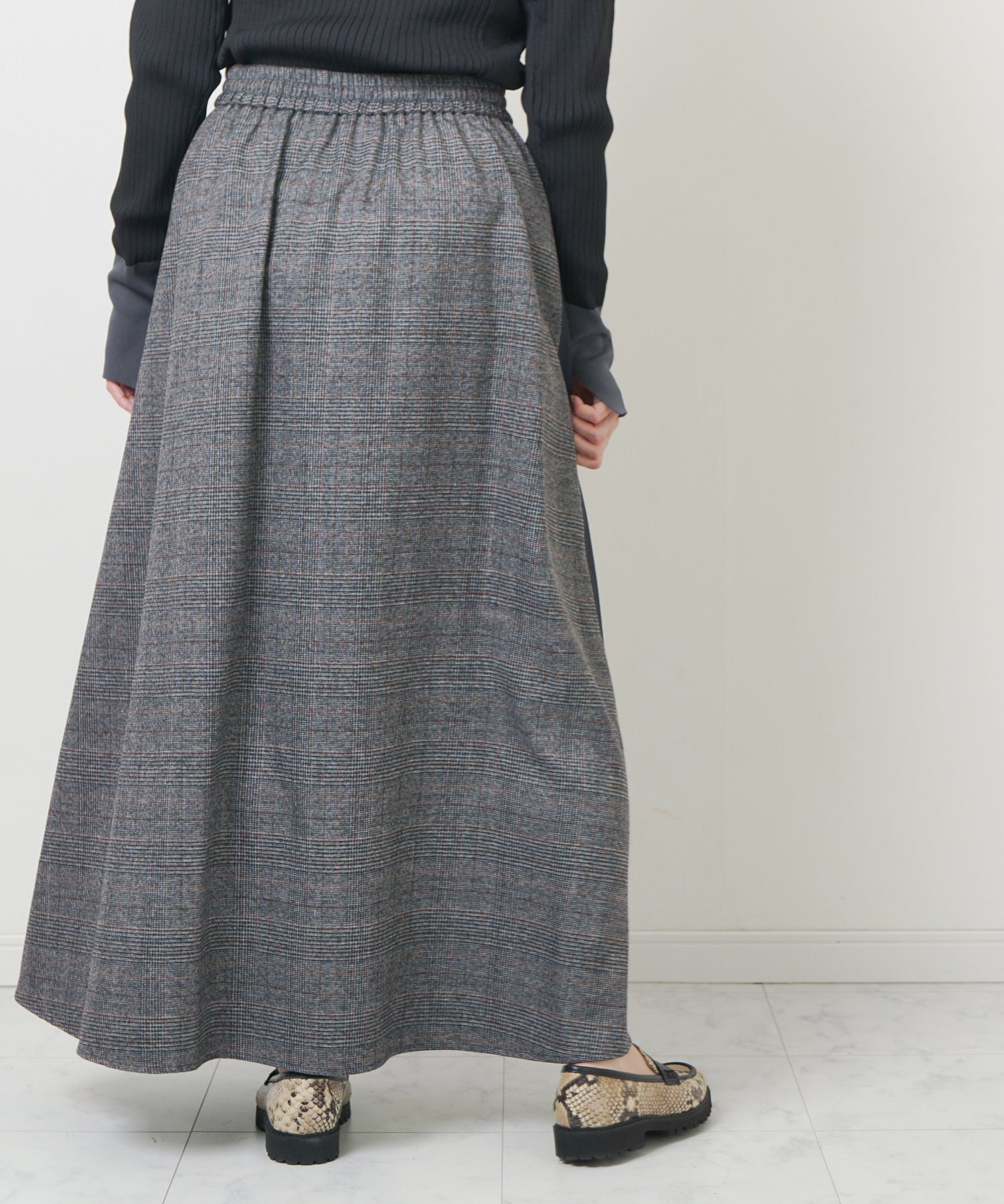 チャコール model:H160