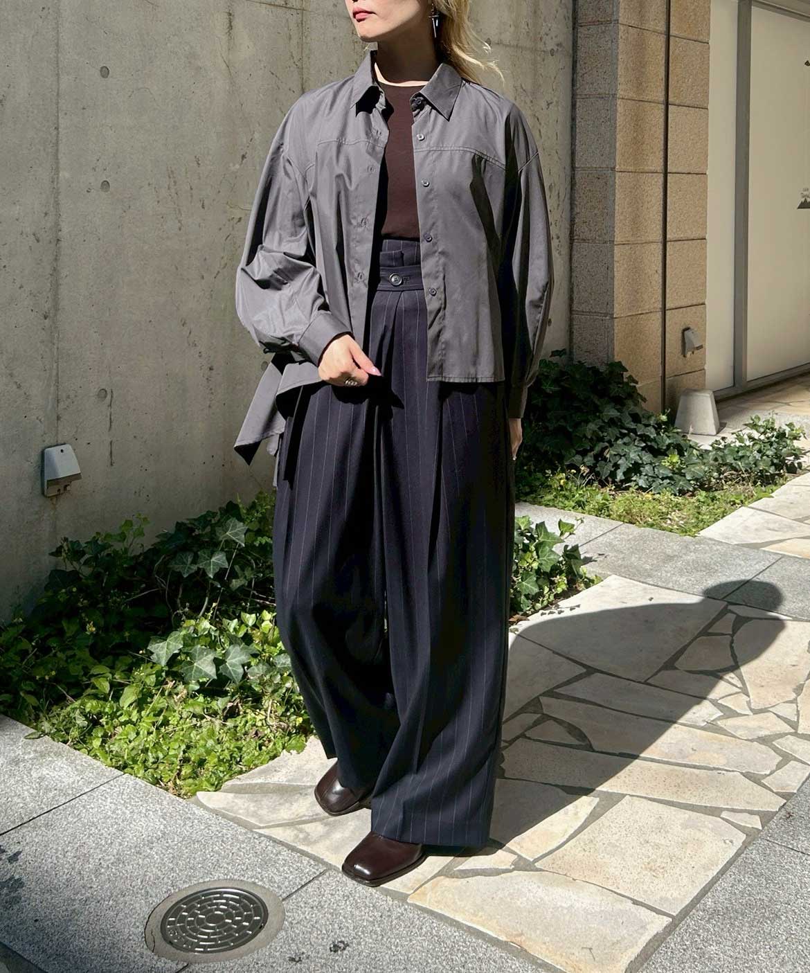 グレー staff:H157