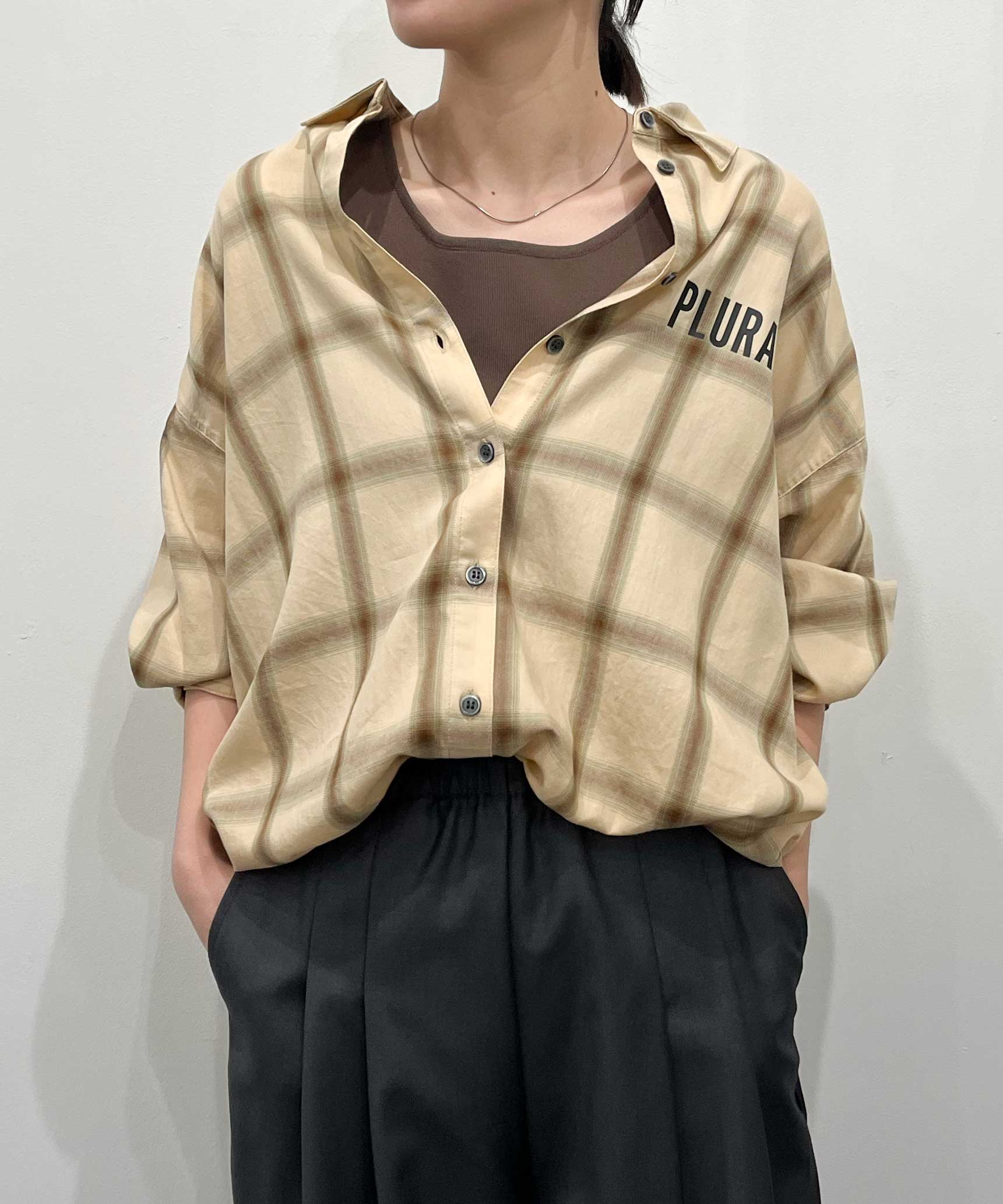 イエロー staff:H155