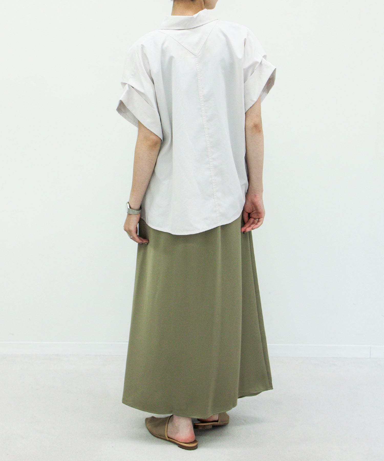 グレージュ staff:H161