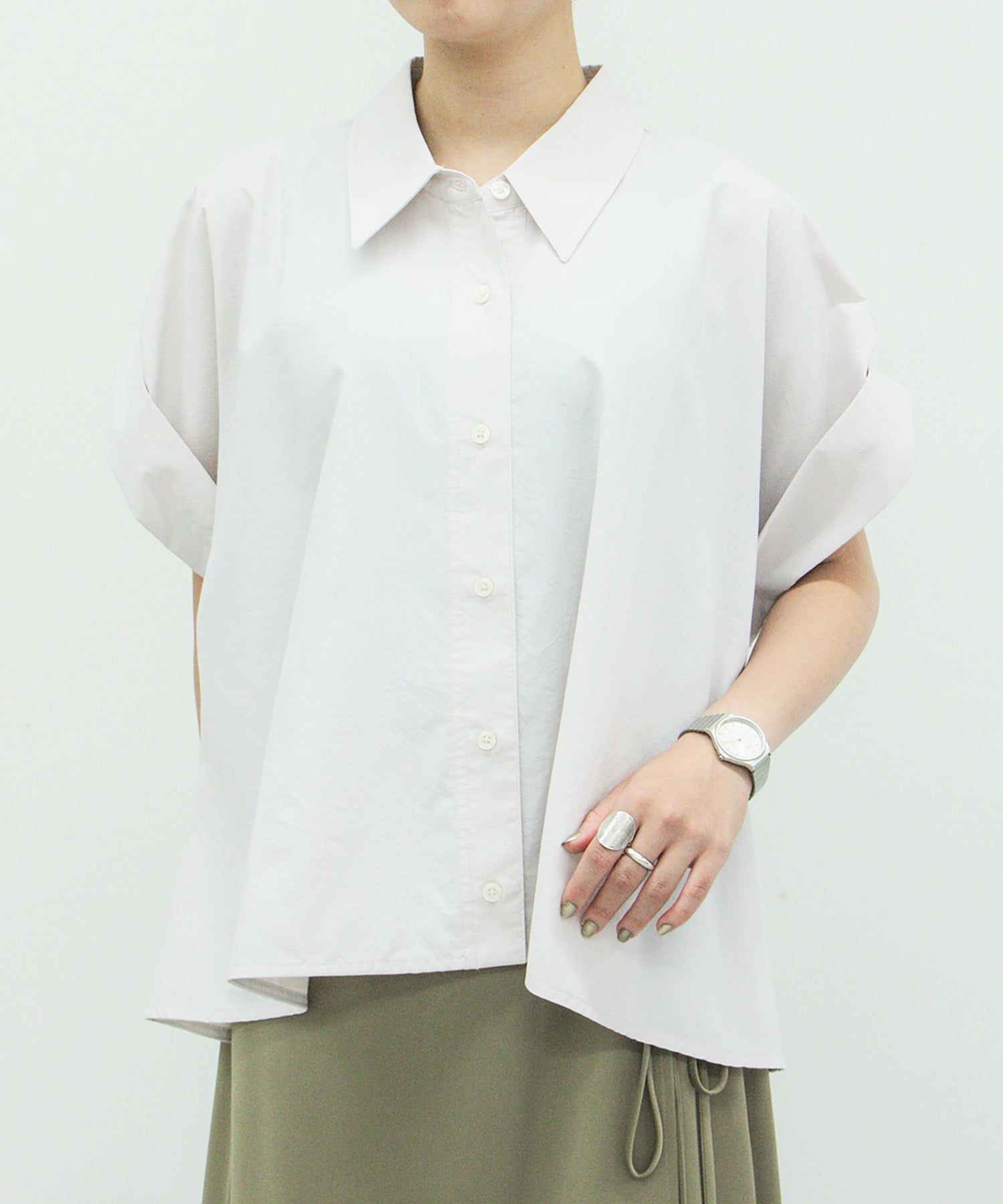 グレージュ staff:H161