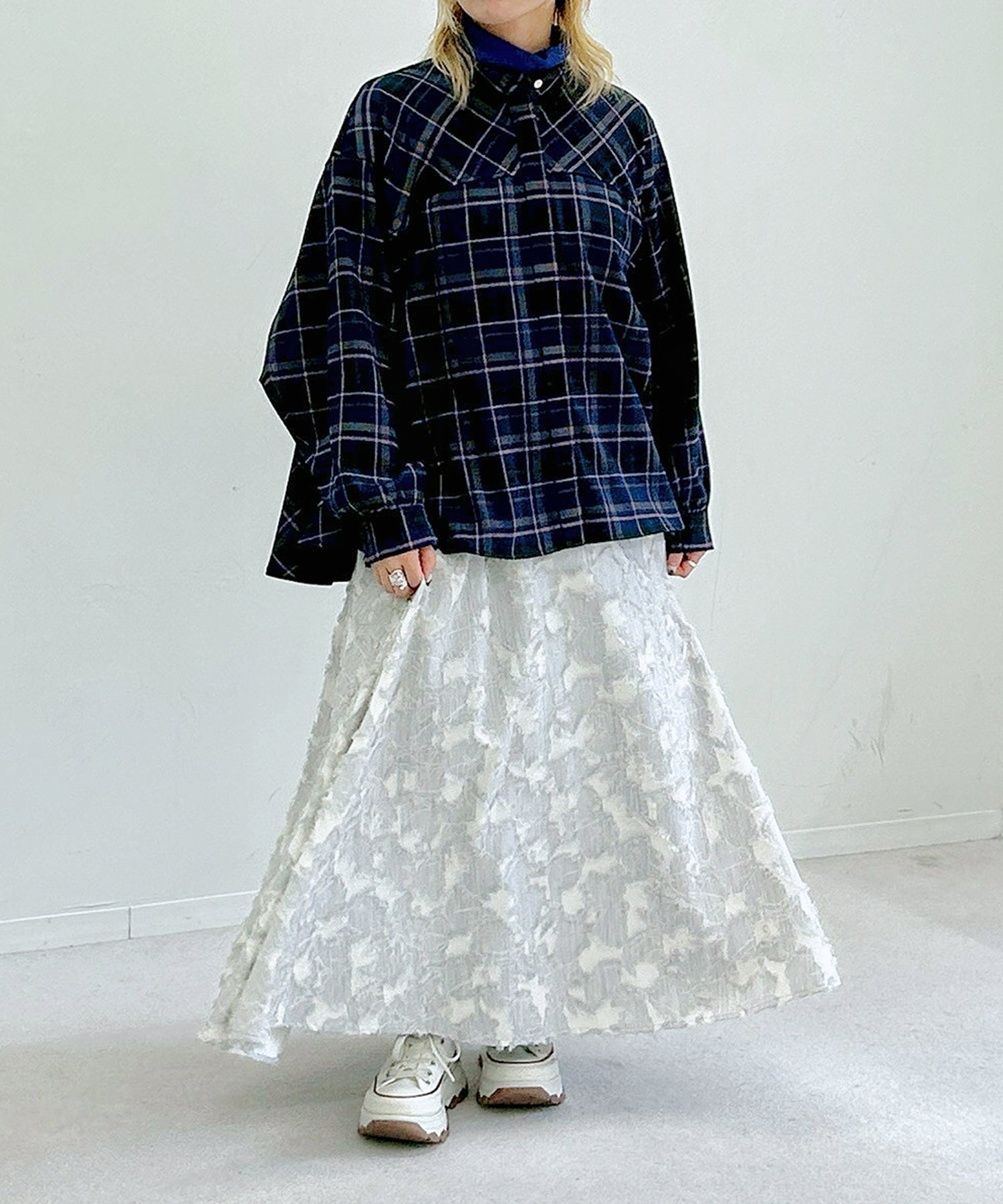 ネイビー staff:H157