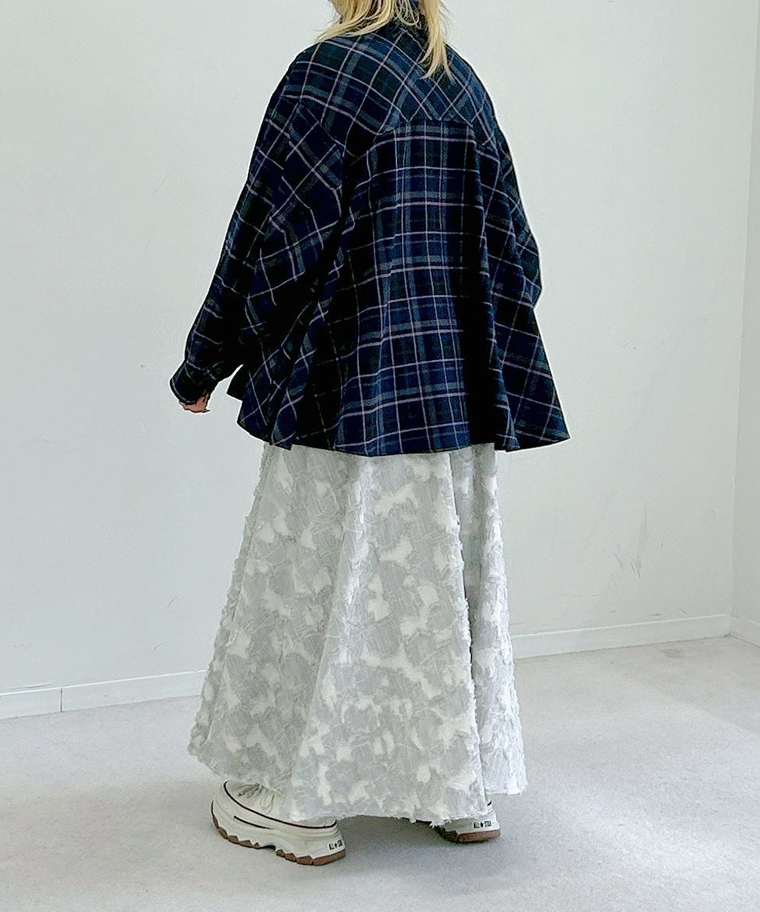 ネイビー staff:H157