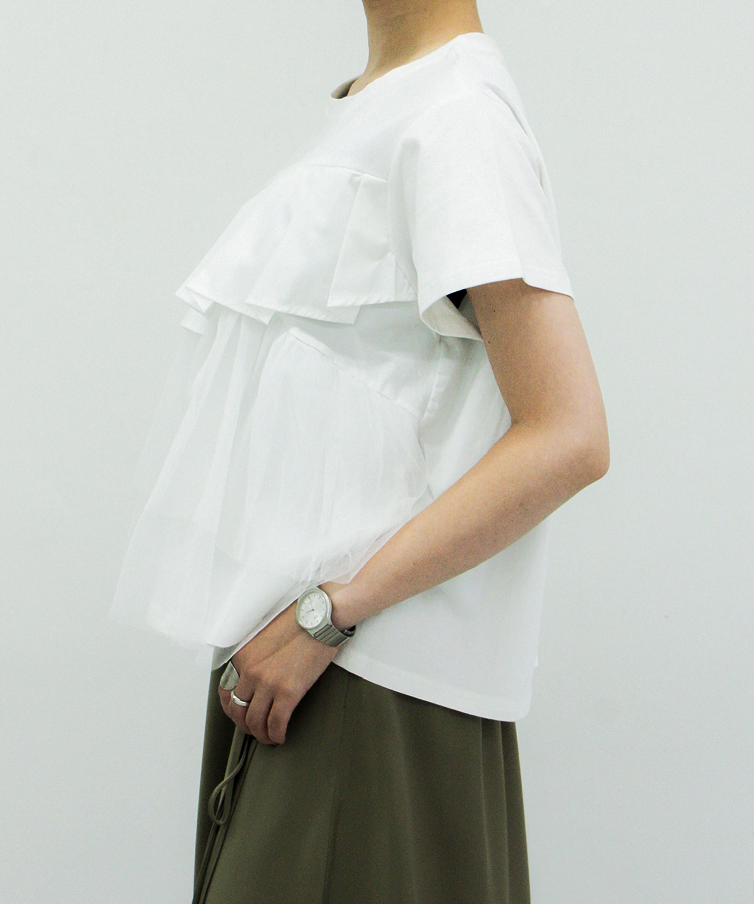 オフホワイト staff:H161