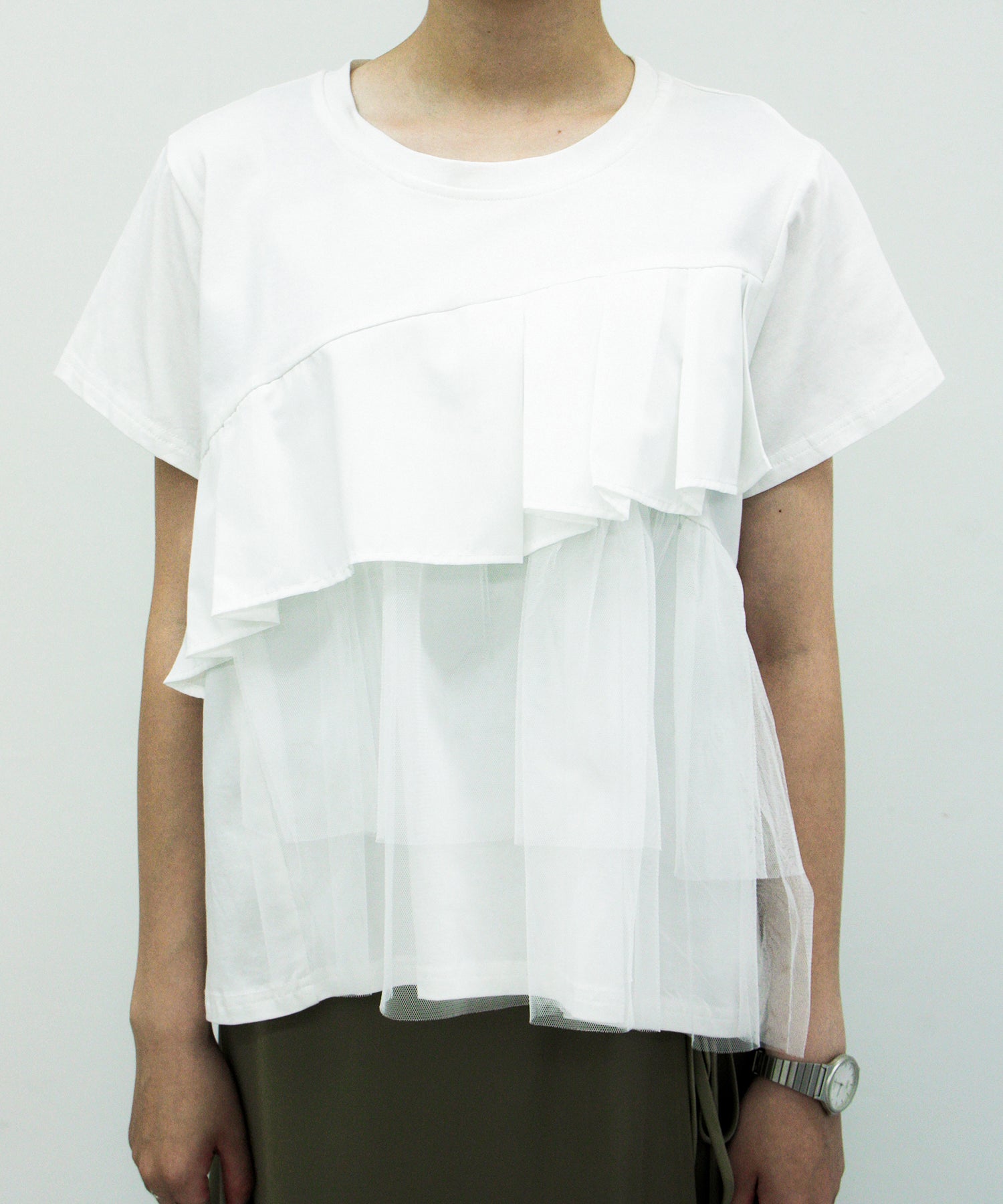 オフホワイト staff:H161