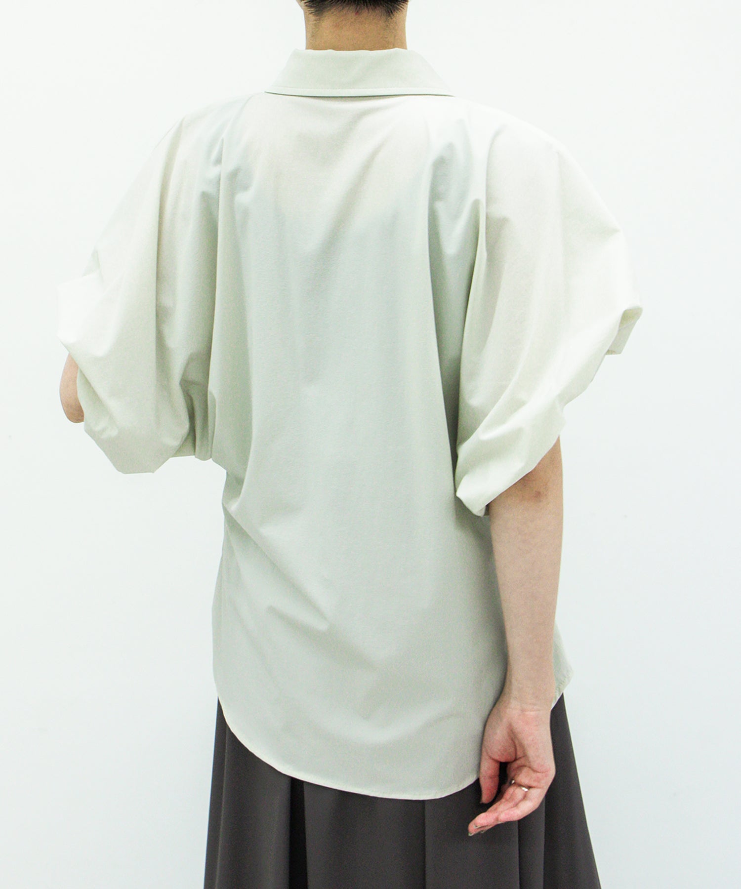 オフグレー staff:H161