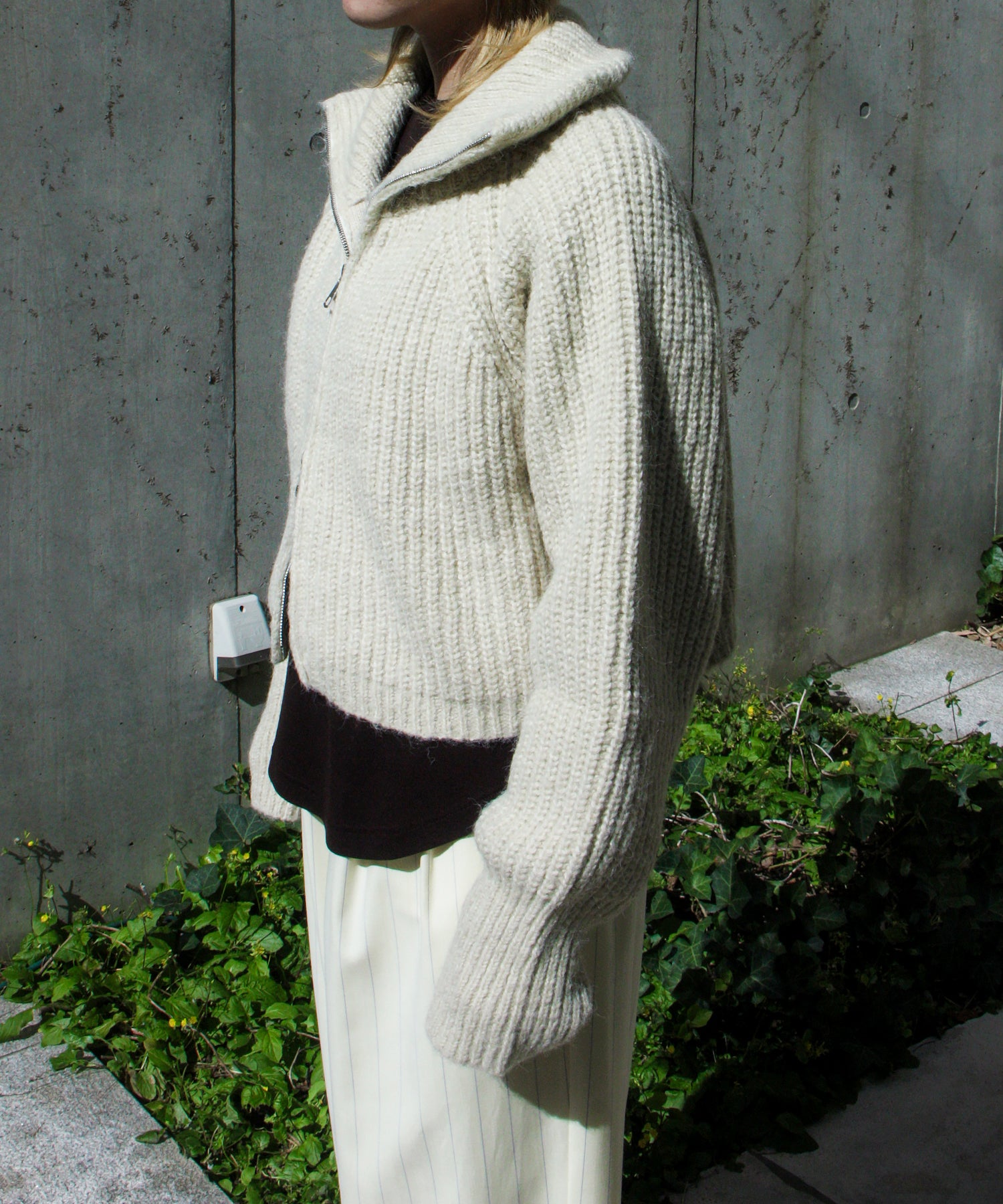 オフホワイト staff:H157