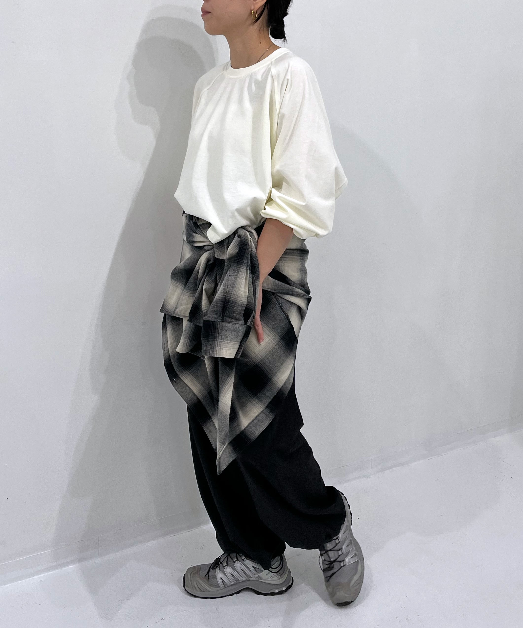 オフホワイト staff:H155cm