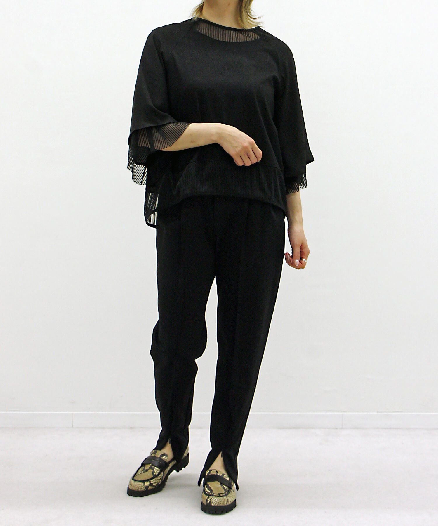 ブラック staff:H157