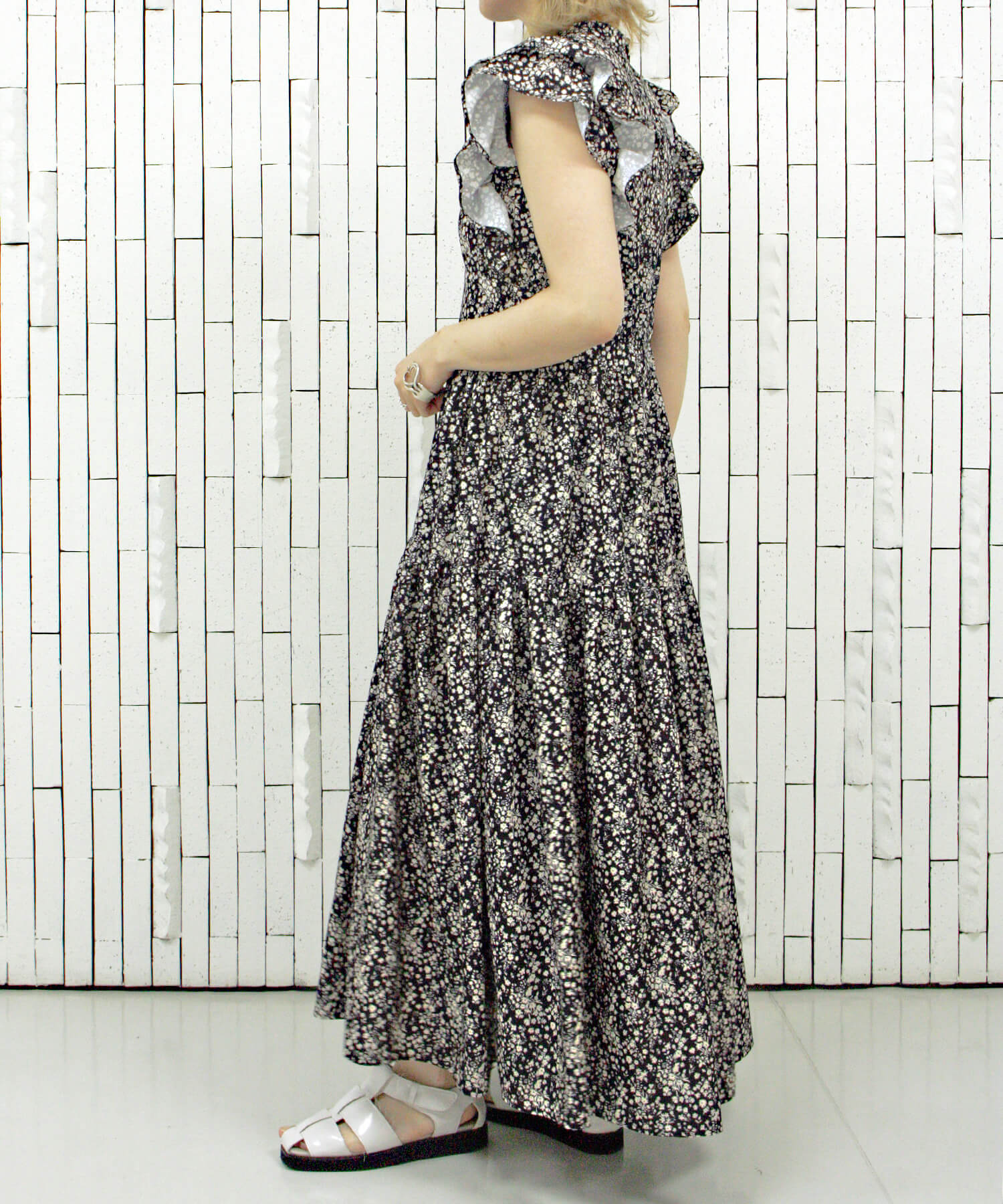 ブラック model:H157