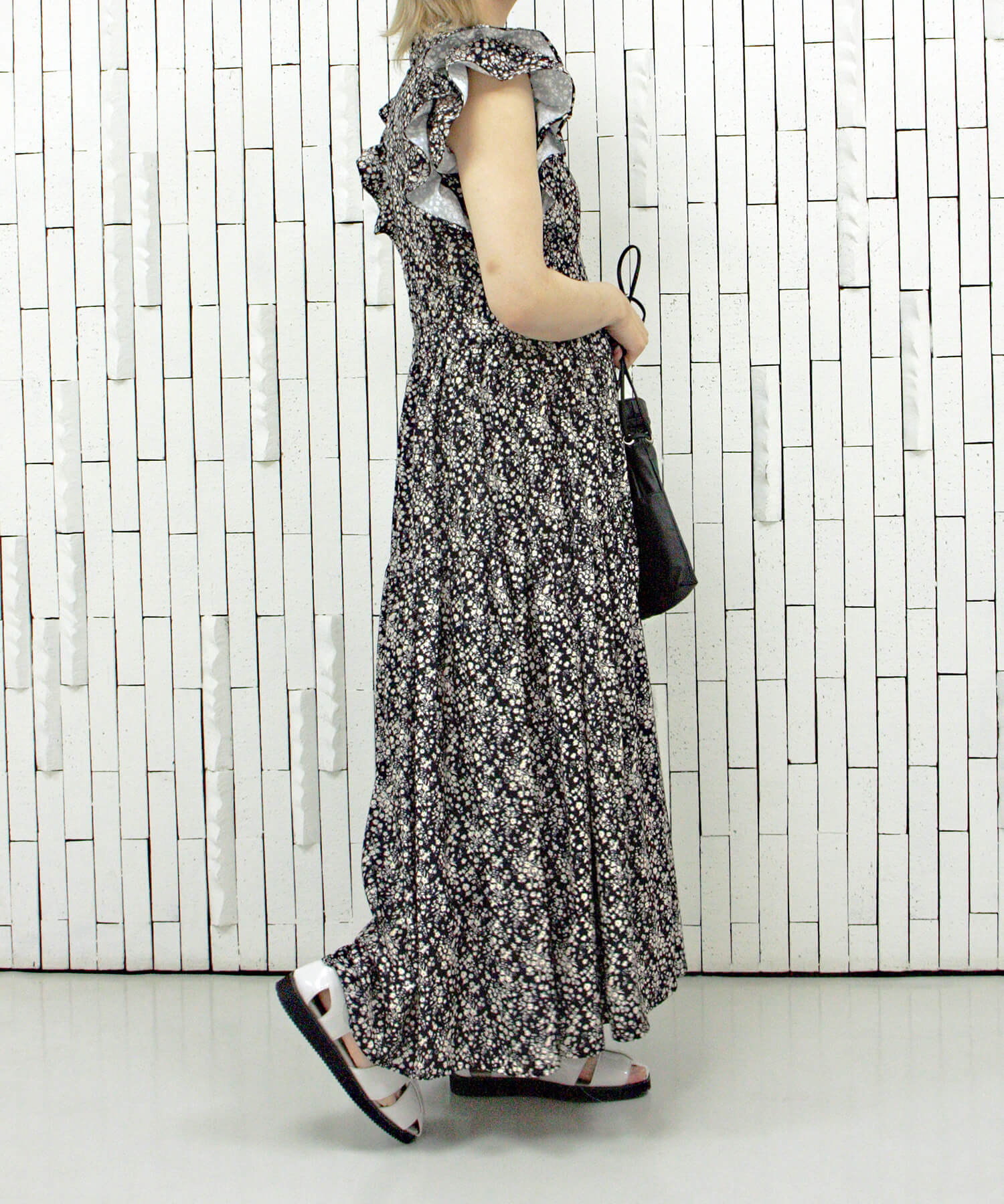 ブラック model:H157