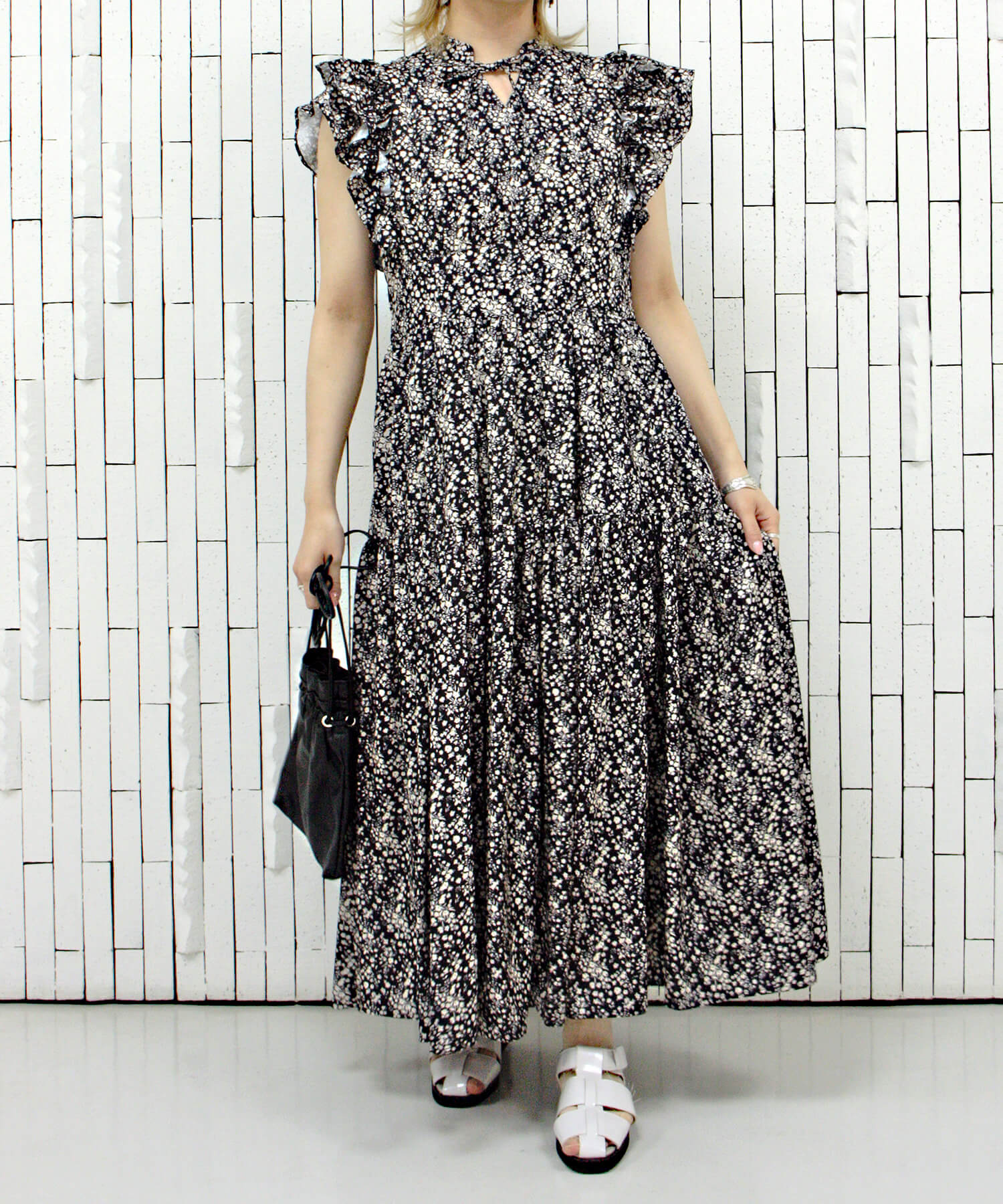 ブラック model:H157