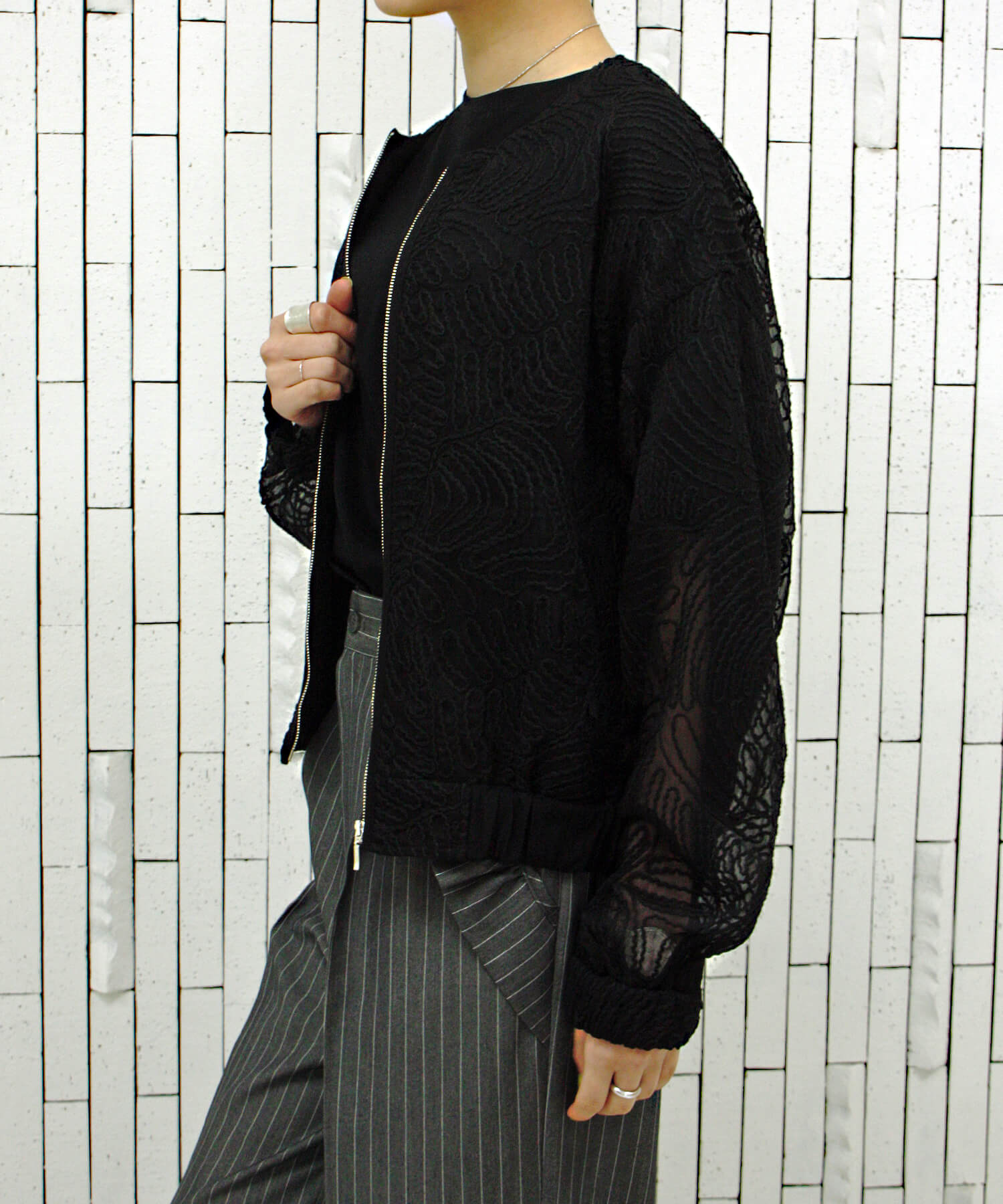 ブラック model:H161