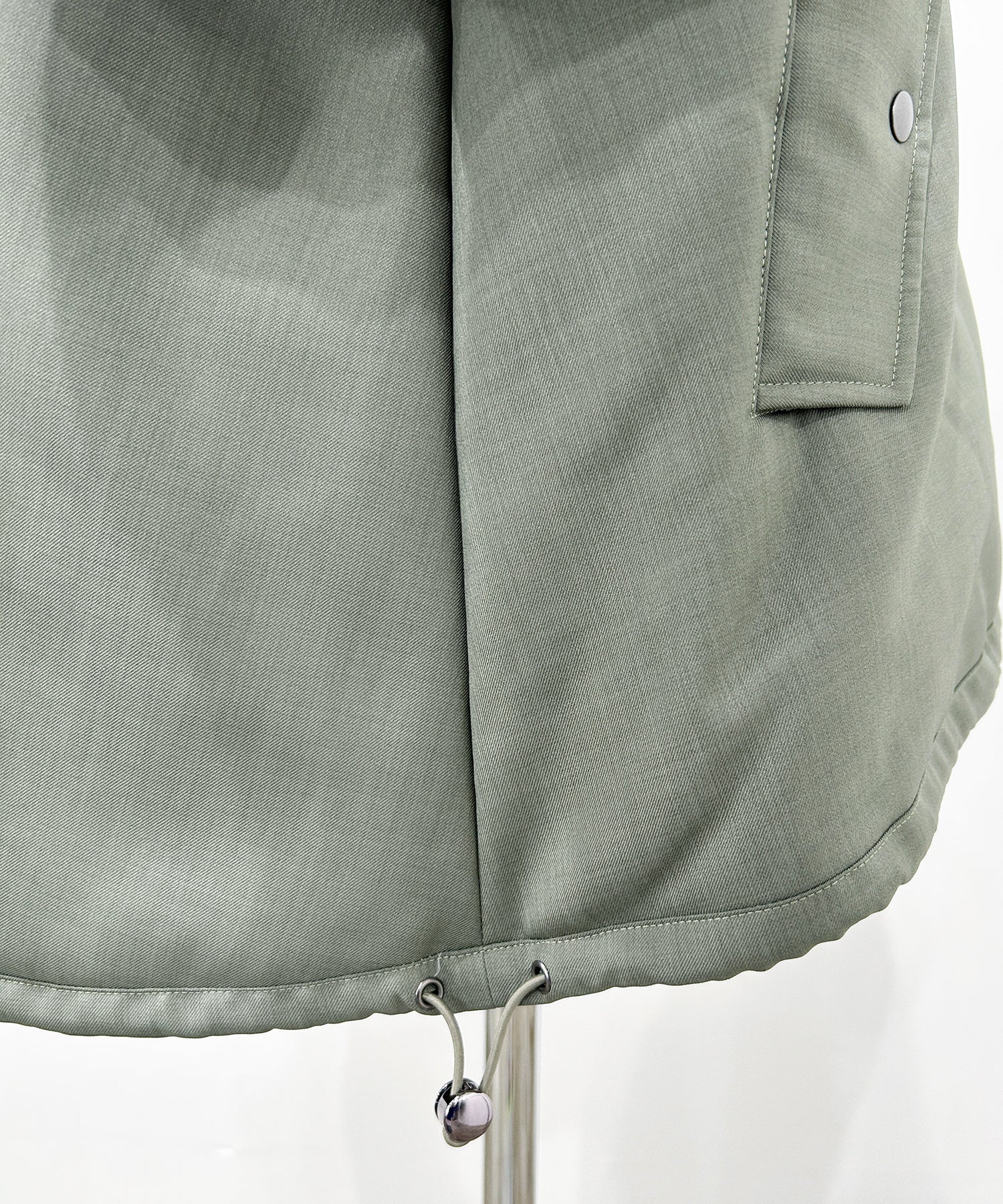 カーキ×ネイビー