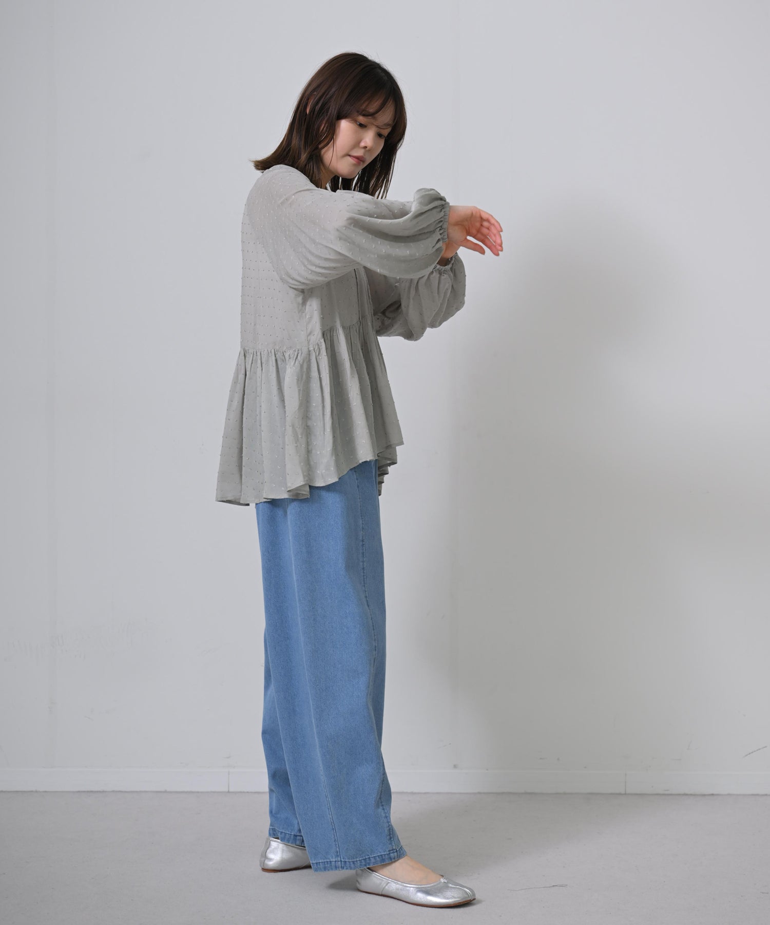 グレー model:H167