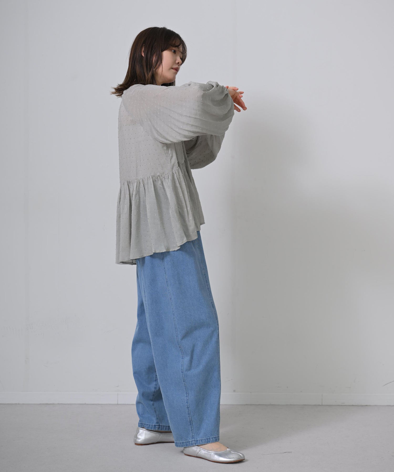 グレー model:H167