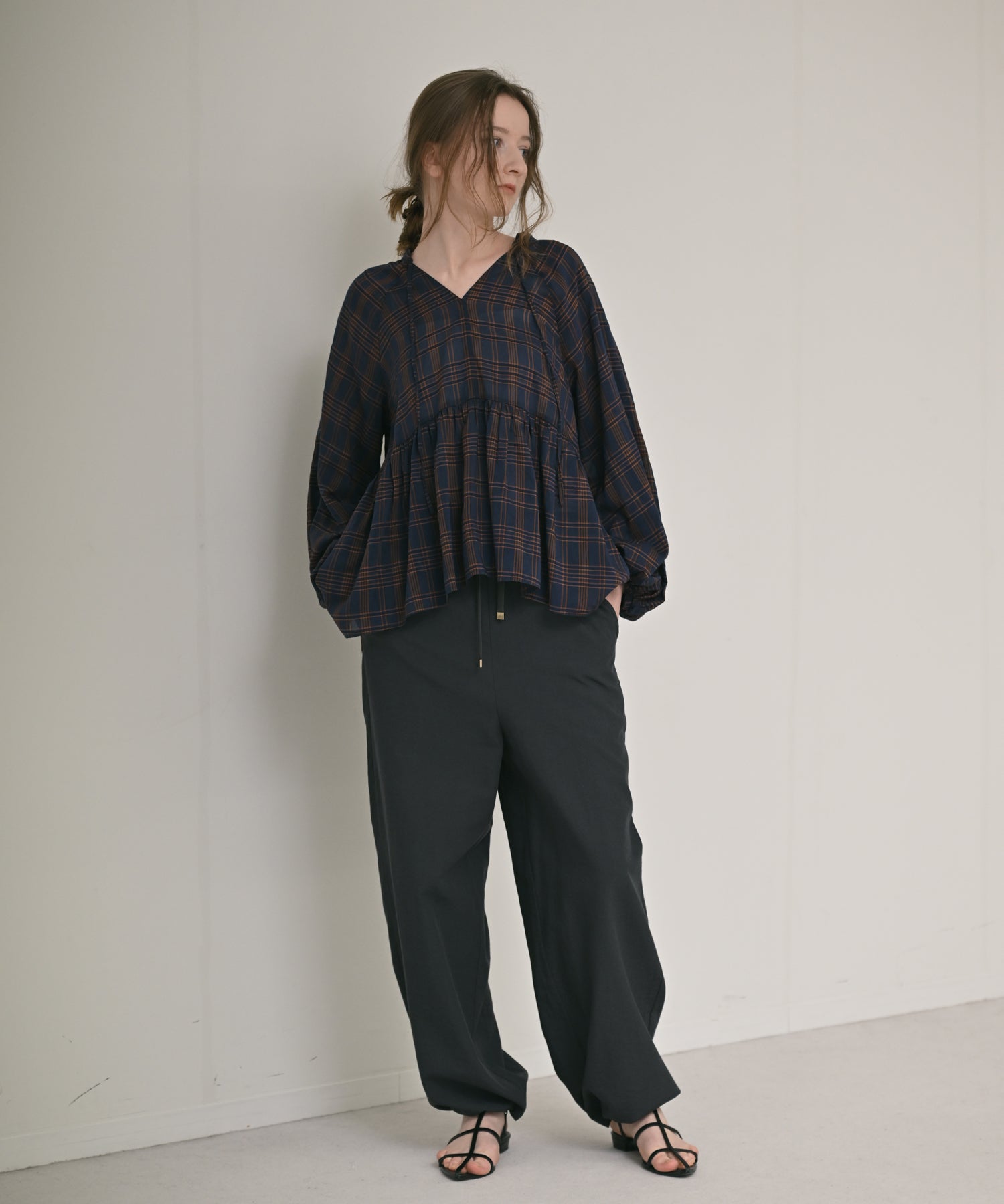 ネイビー model;H170