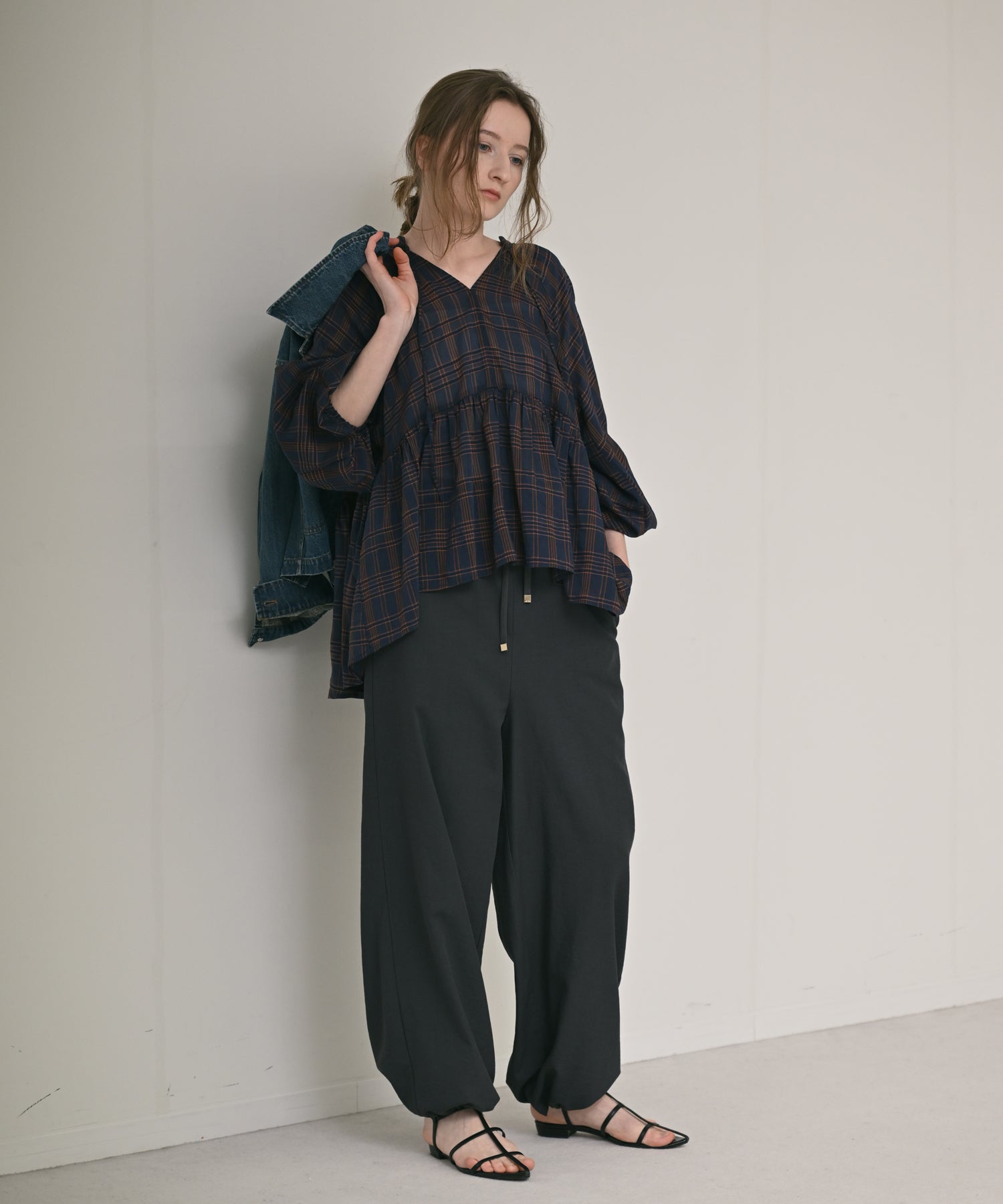 ネイビー model;H170
