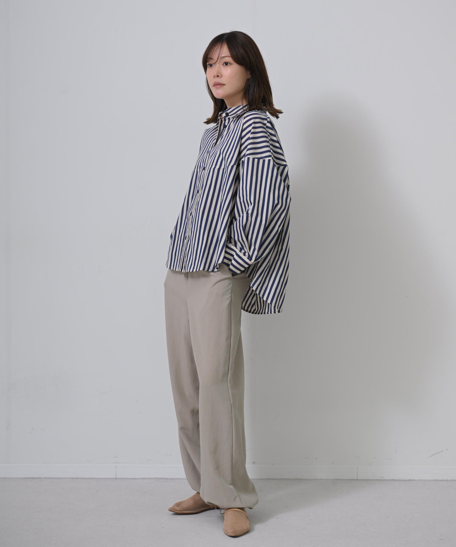 ネイビー×オフ model:H167